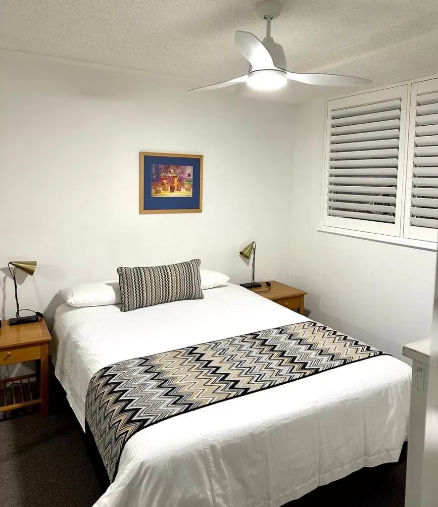 Bed in Goldsborough Place Apartments