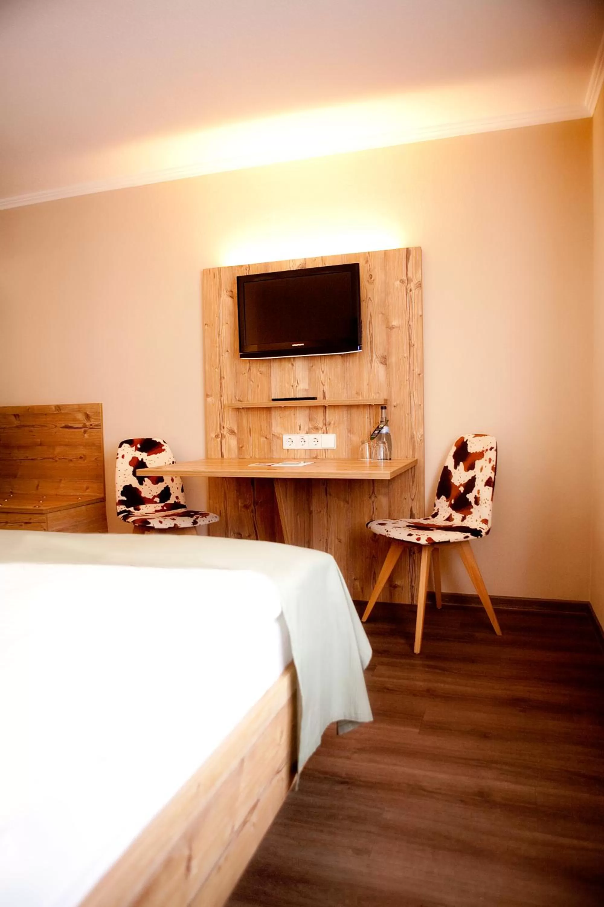 Bed in Hotel & Restaurant Zum Reussenstein