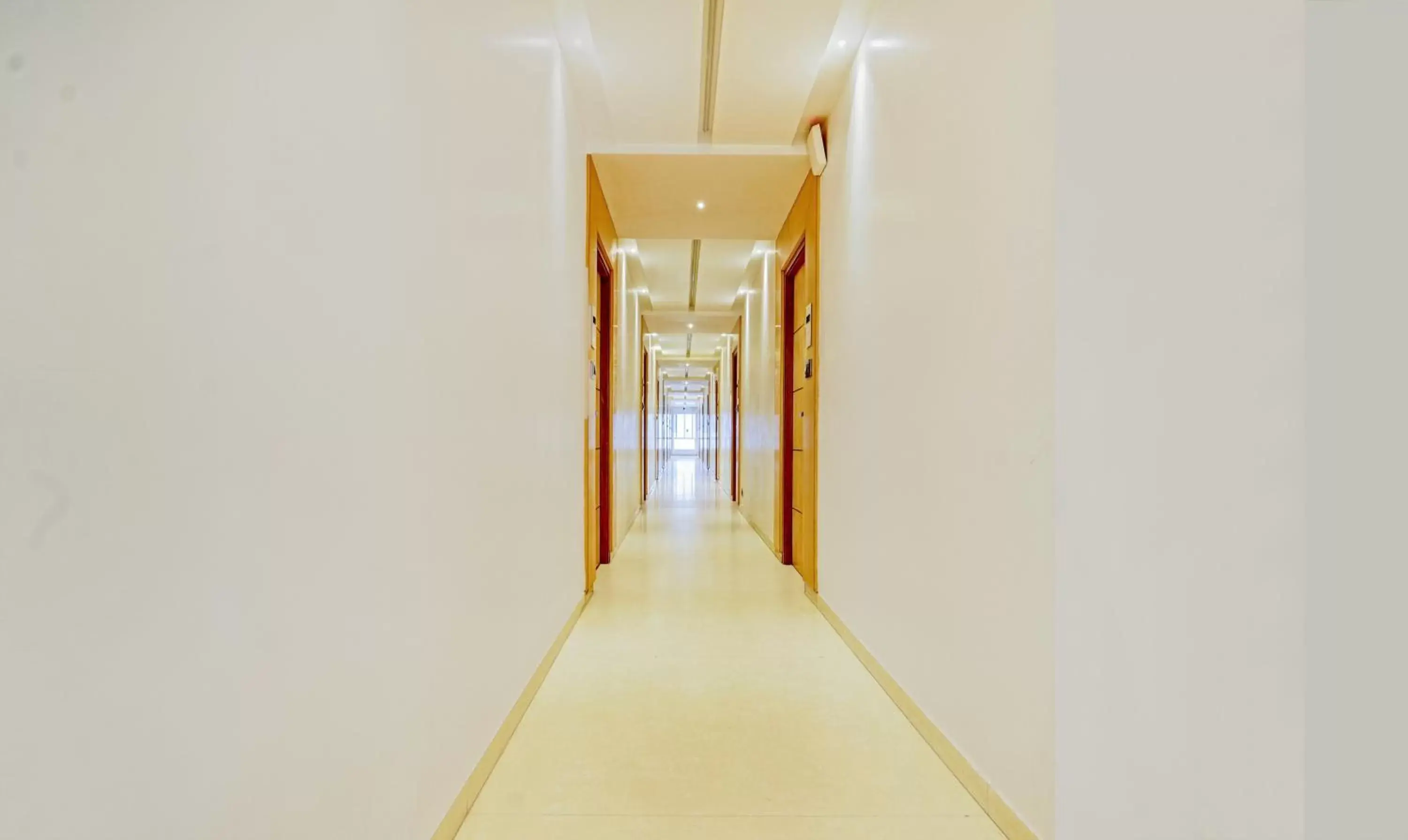 Lobby or reception in Treebo Vinayak Inn, 600 Mts From Coimbatore Railway Station Lobby or reception in Treebo Vinayak Inn, 600 Mts From Coimbatore Railway Station