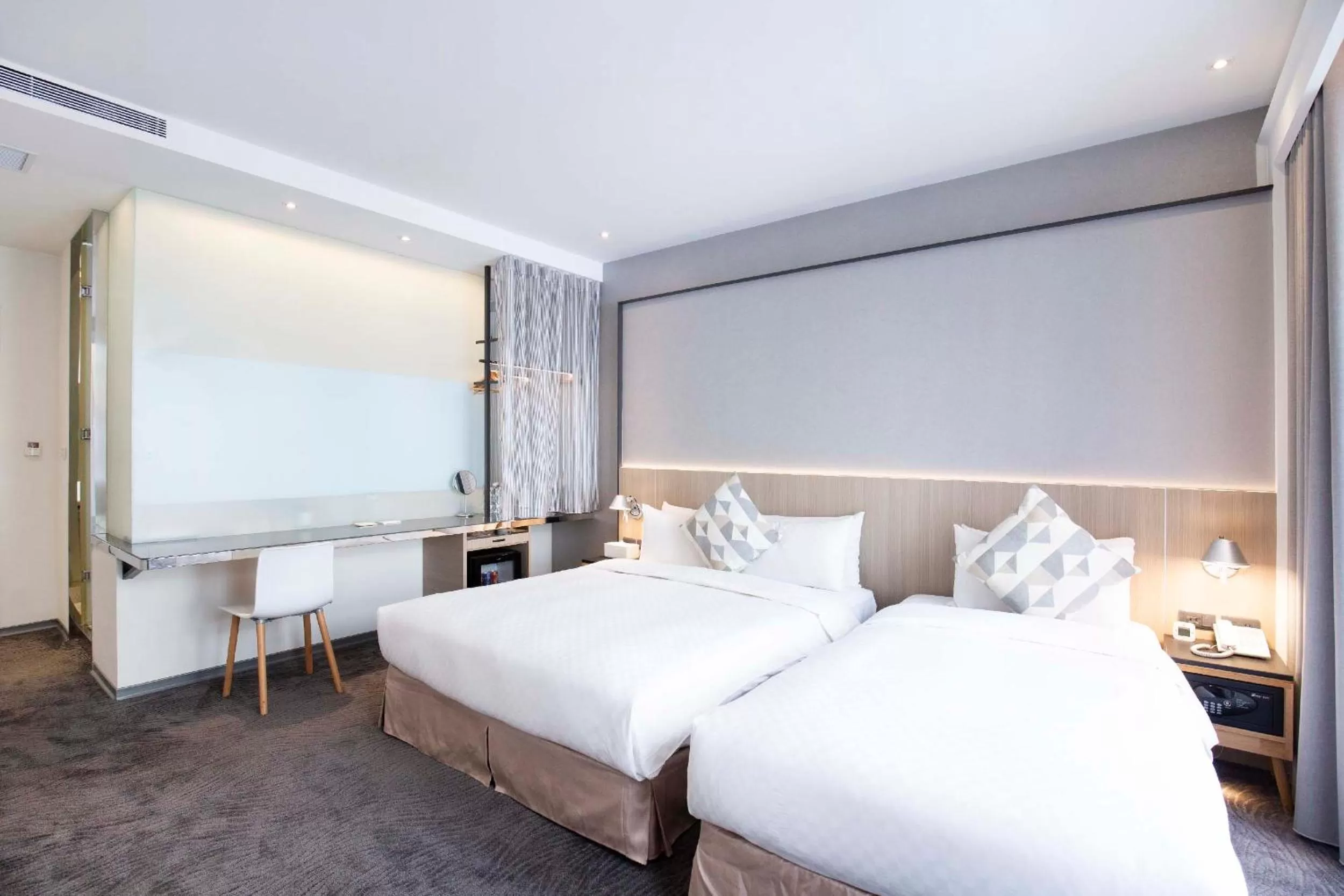 Photo of the whole room, Bed in Dandy Hotel - Tianjin Branch