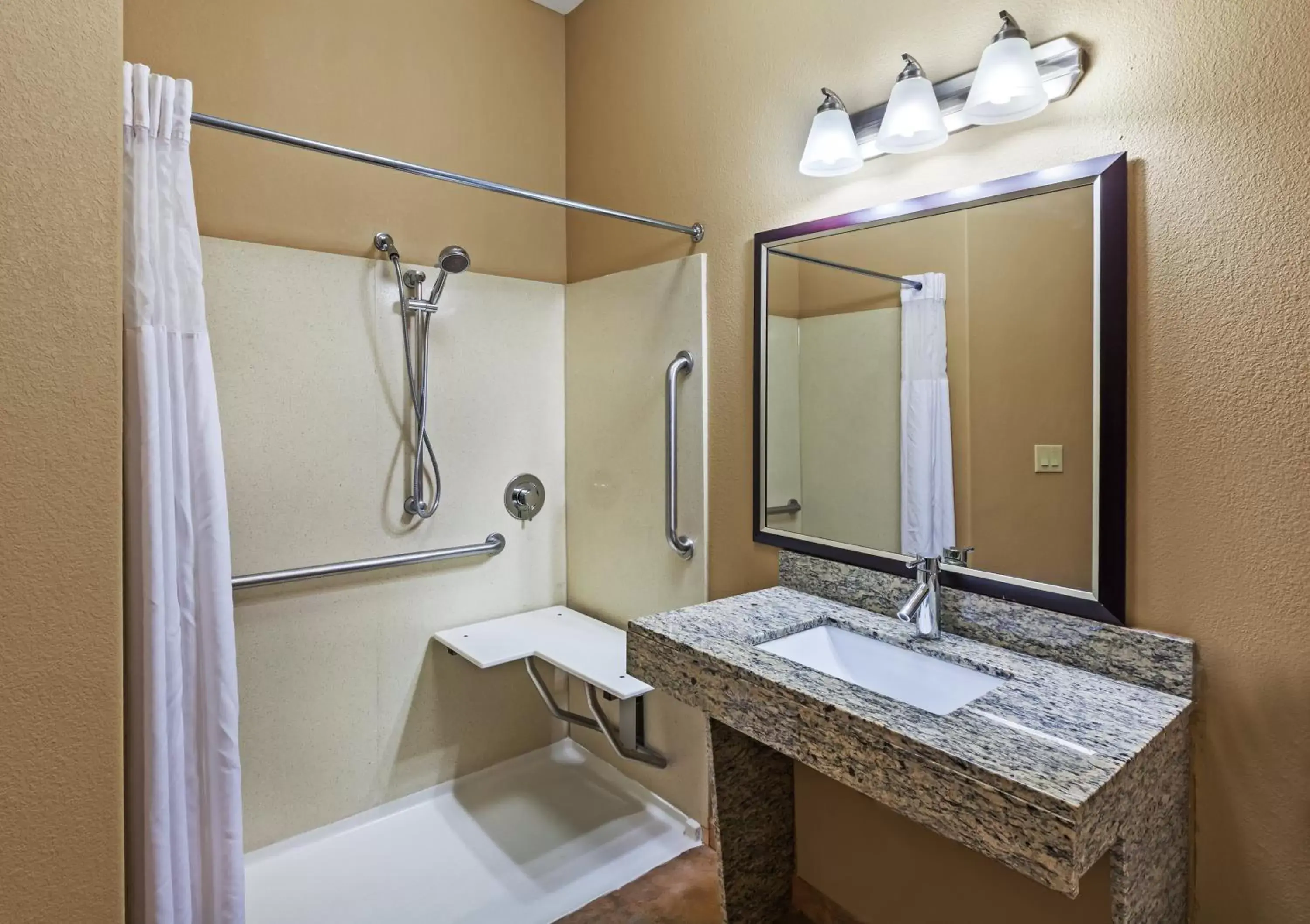 Photo of the whole room, Bathroom in Candlewood Amarillo-Western Crossing, an IHG Hotel