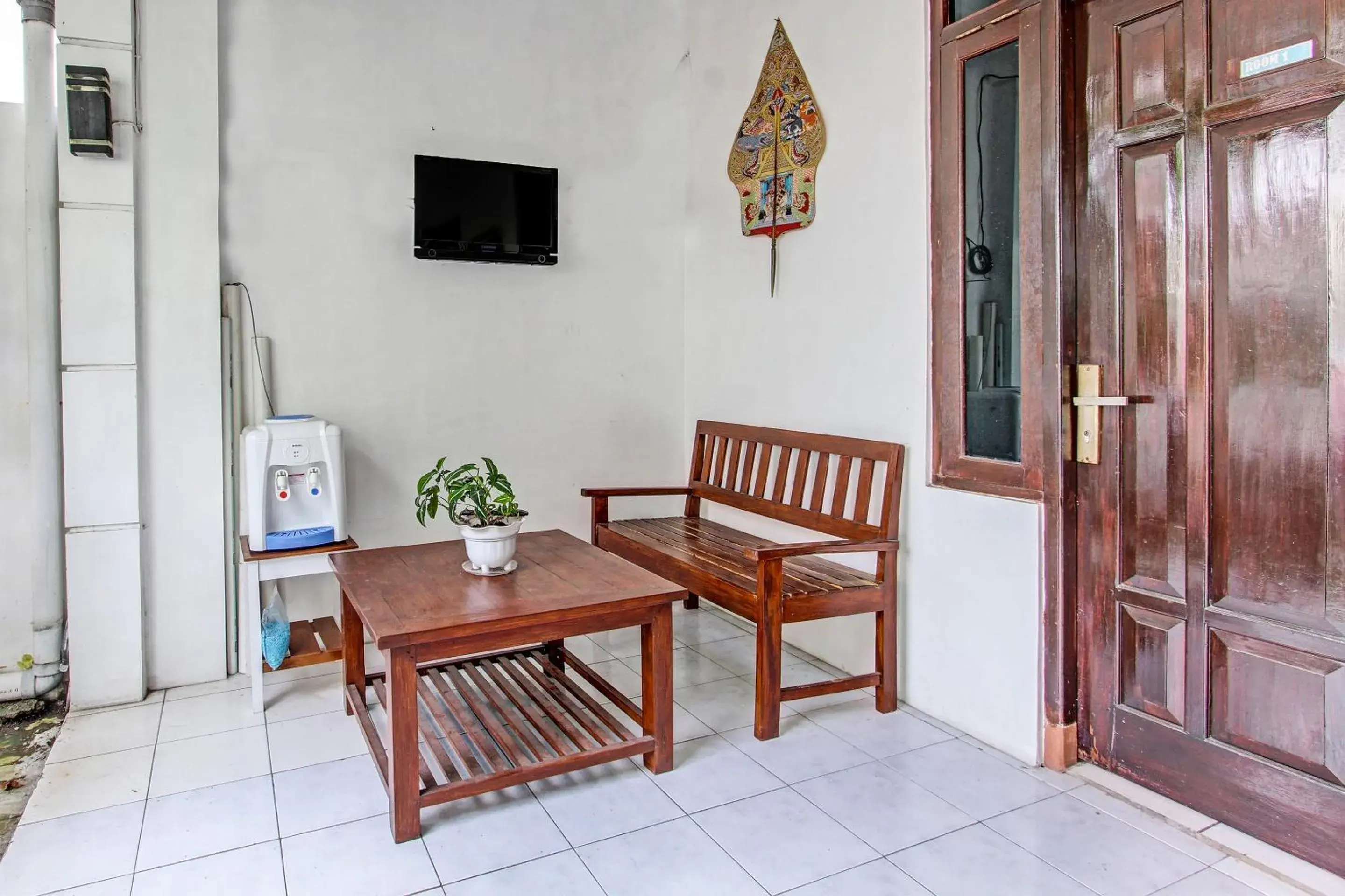 Lobby or reception, Seating Area in OYO 91803 Gita Graha Guest House Syariah