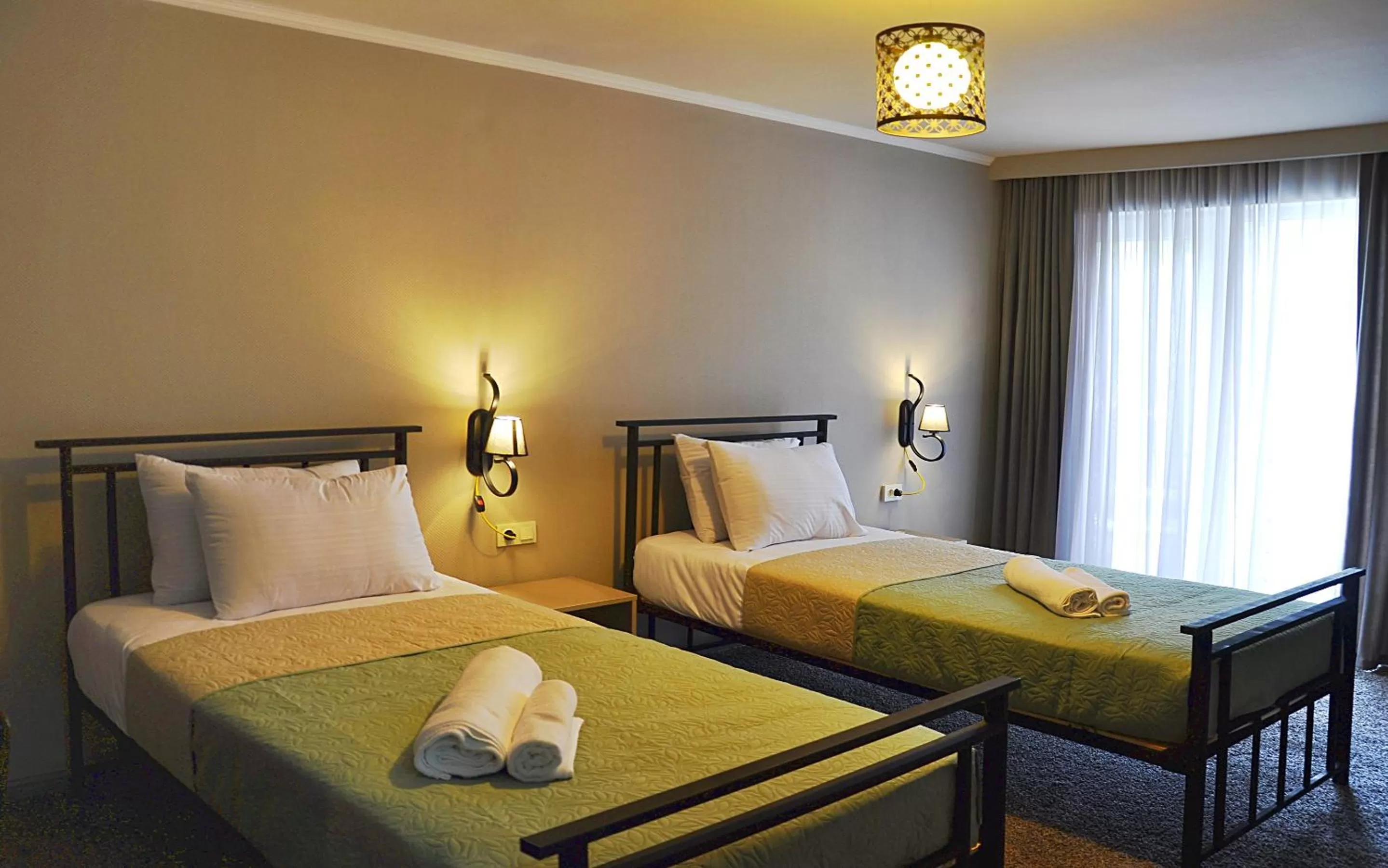 Bed in Art Hotel Claude Monet