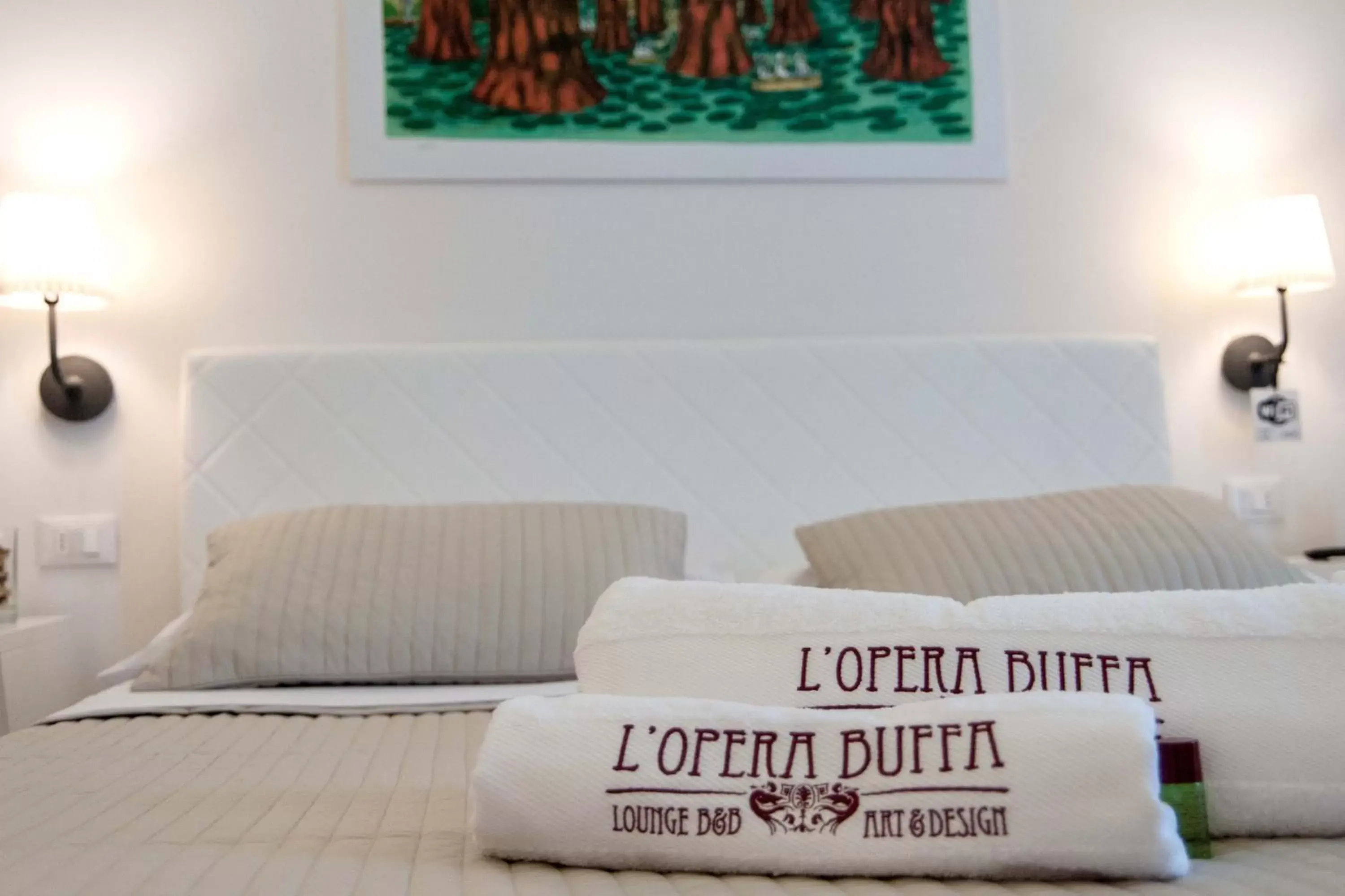 Bed in L'Opera Buffa