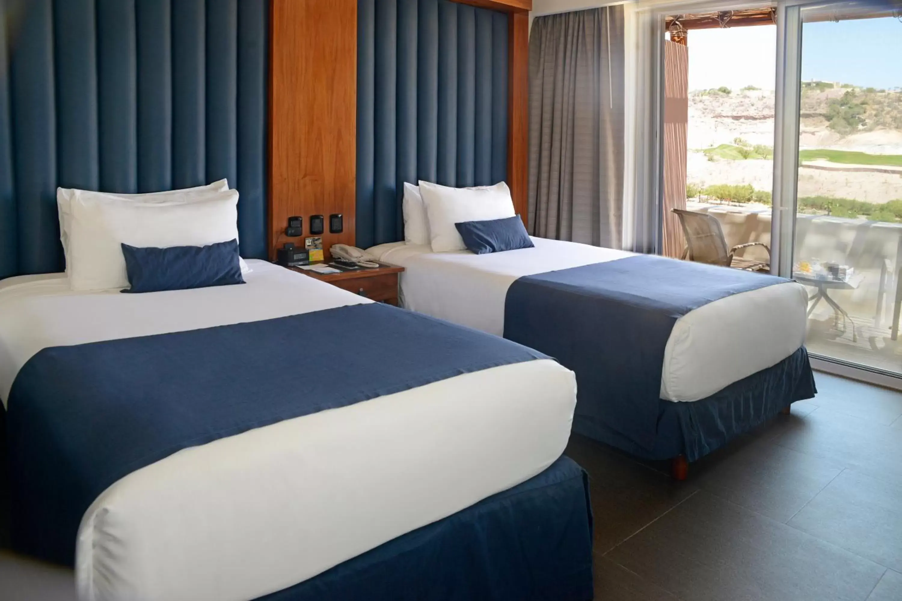 Mountain view, Bed in Costa Baja Resort & Spa
