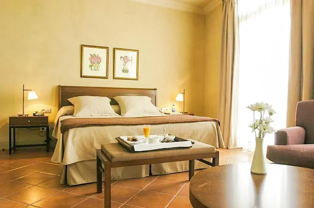 Bed in Bremon Boutique Hotel by Duquesa Hotels Collection