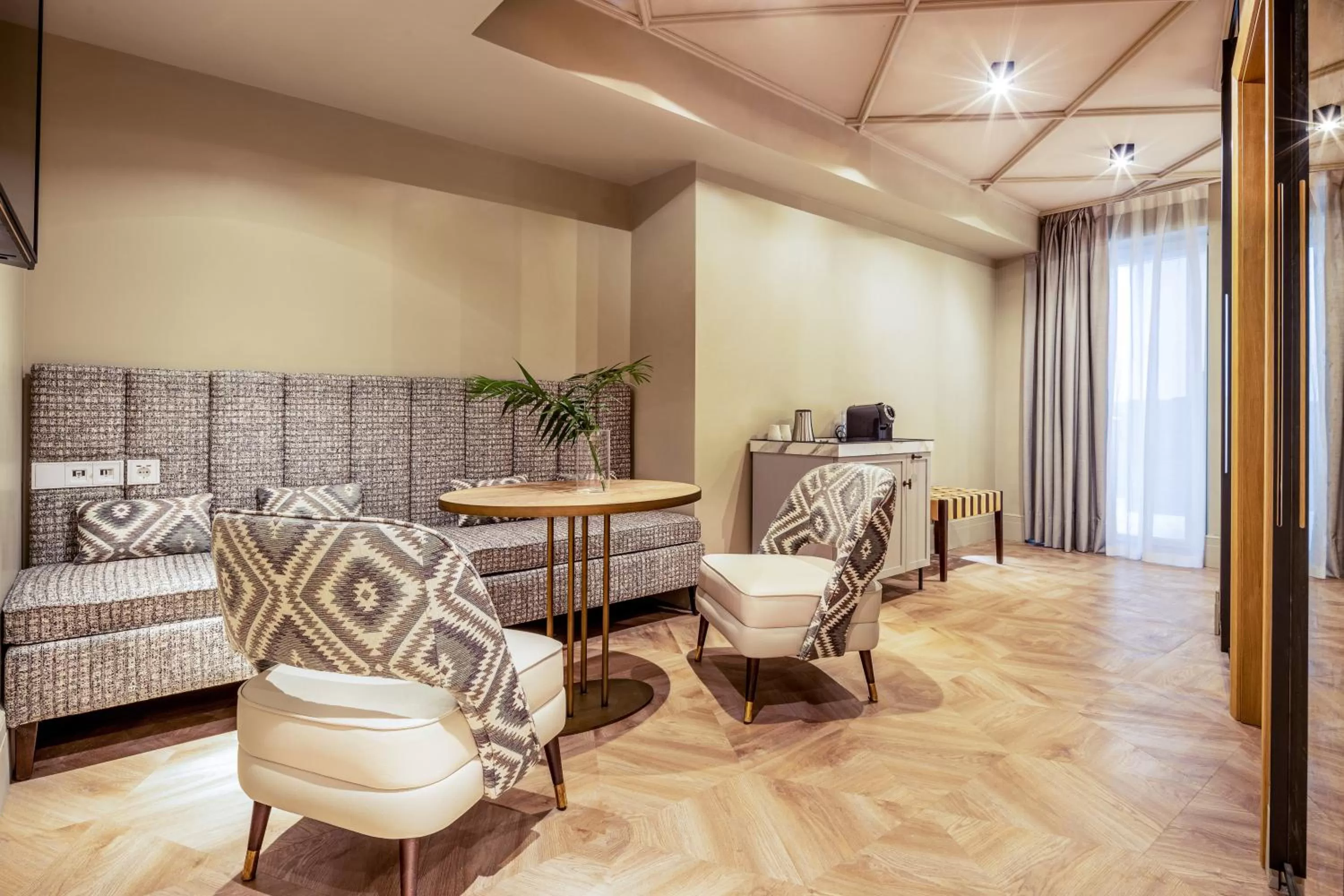 Living room in Room Mate Leo, Granada