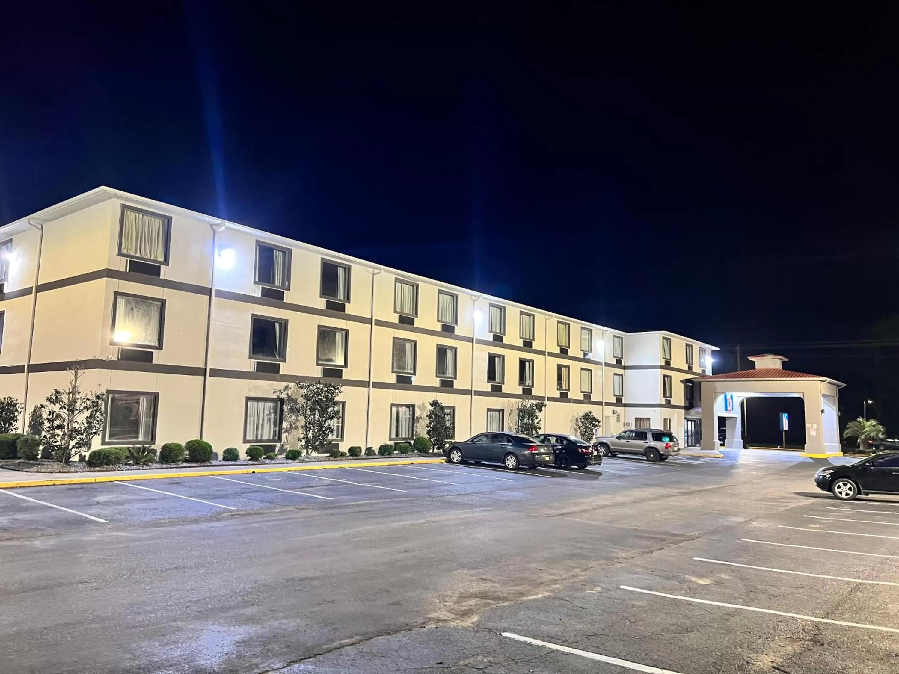 Property building in Quality Inn & Suites Biloxi - Ocean Springs
