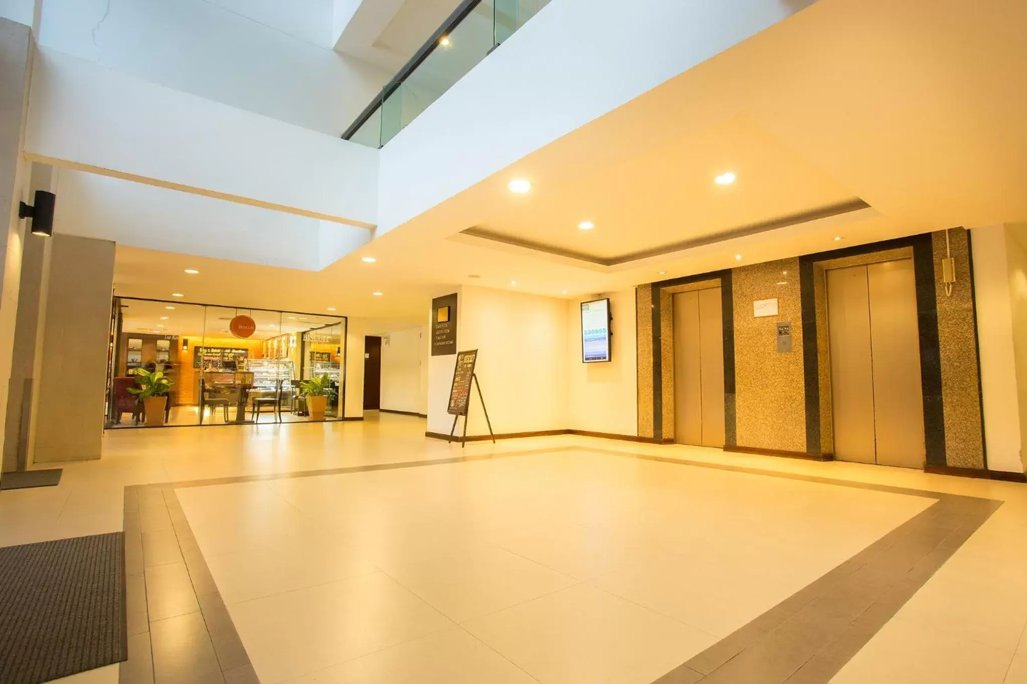 Facade/entrance, Lobby/Reception in Novotel Rayong Rim Pae Resort