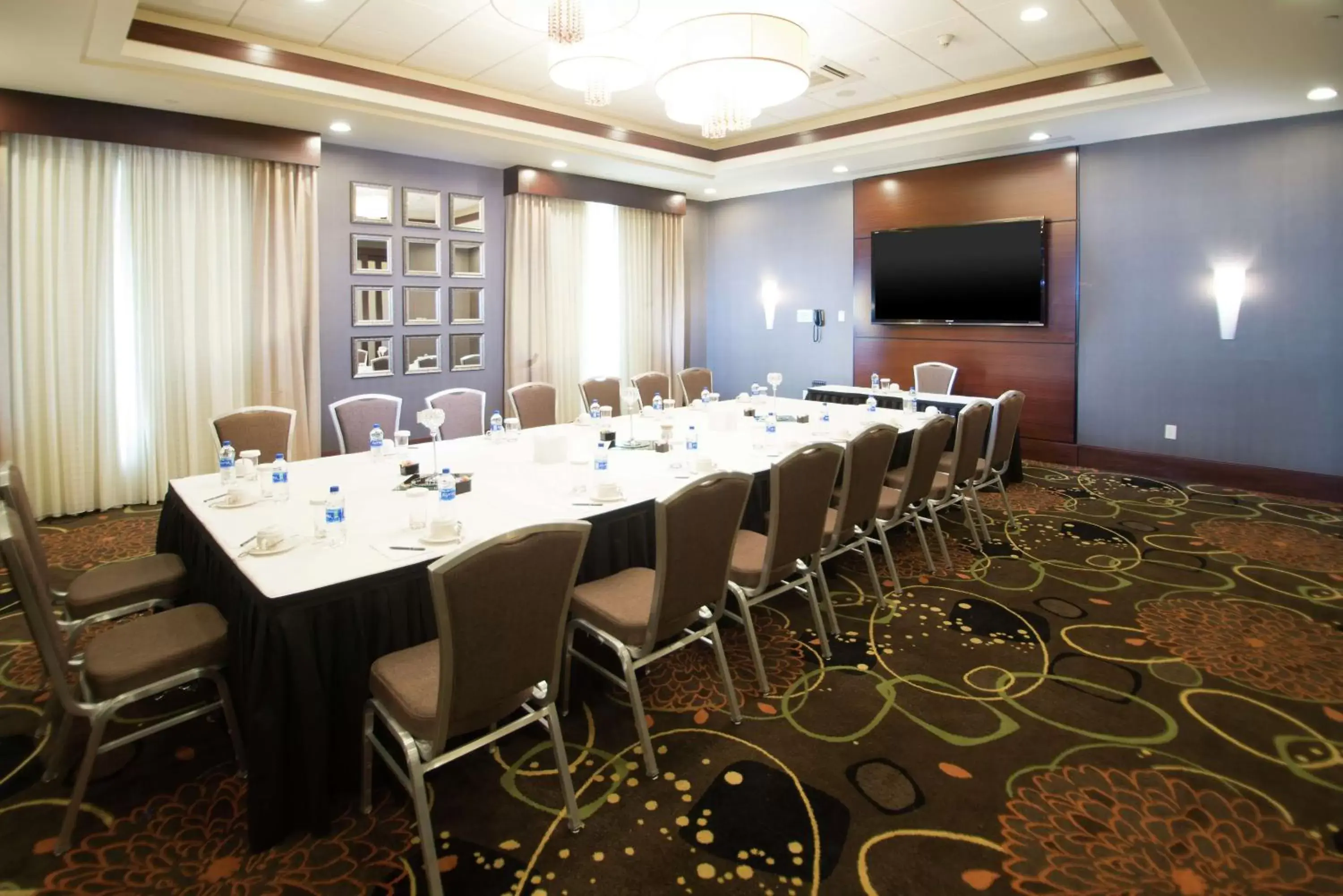 Meeting/conference room in Embassy Suites by Hilton Fayetteville Fort Bragg