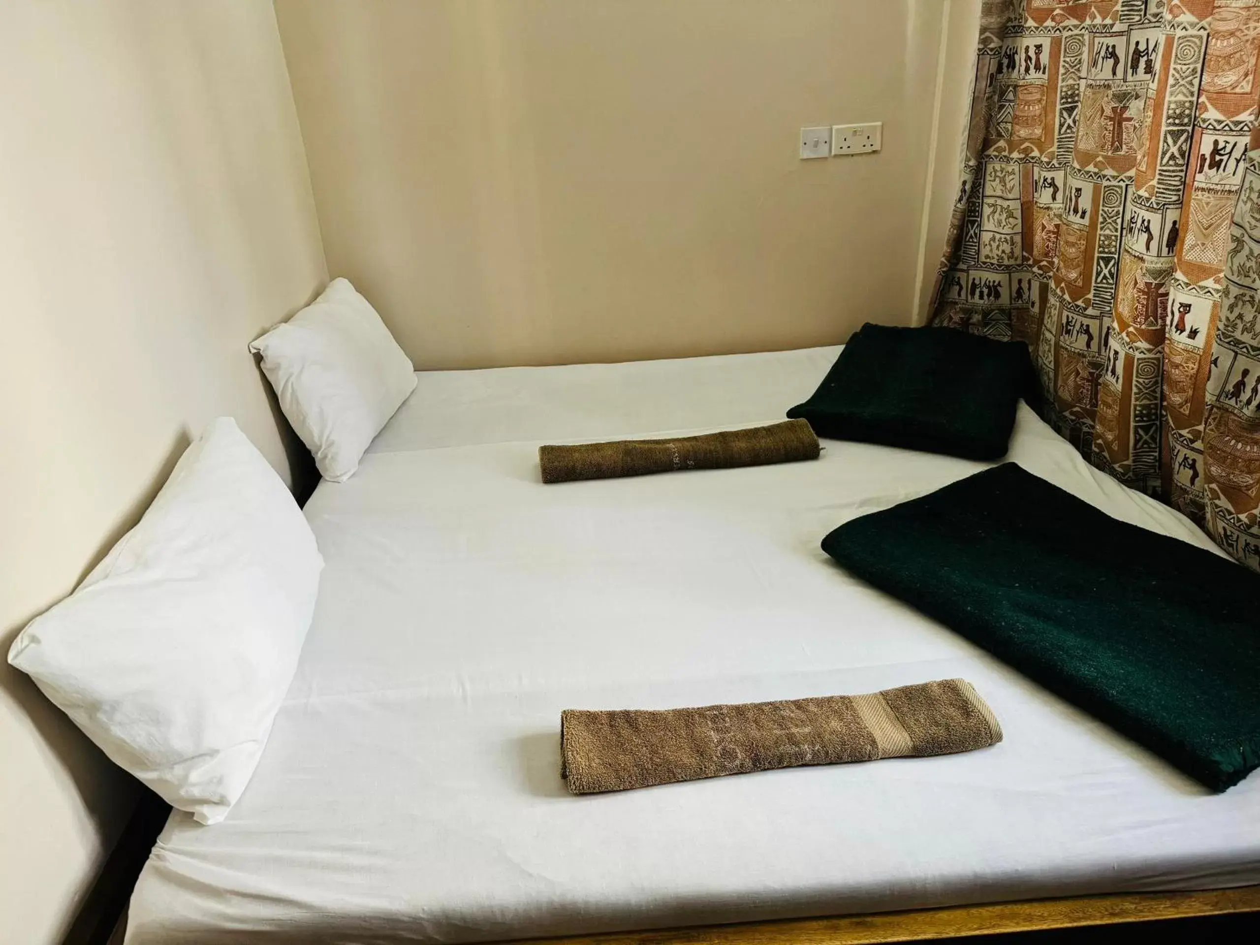 Bed in Arusha Backpackers Hotel