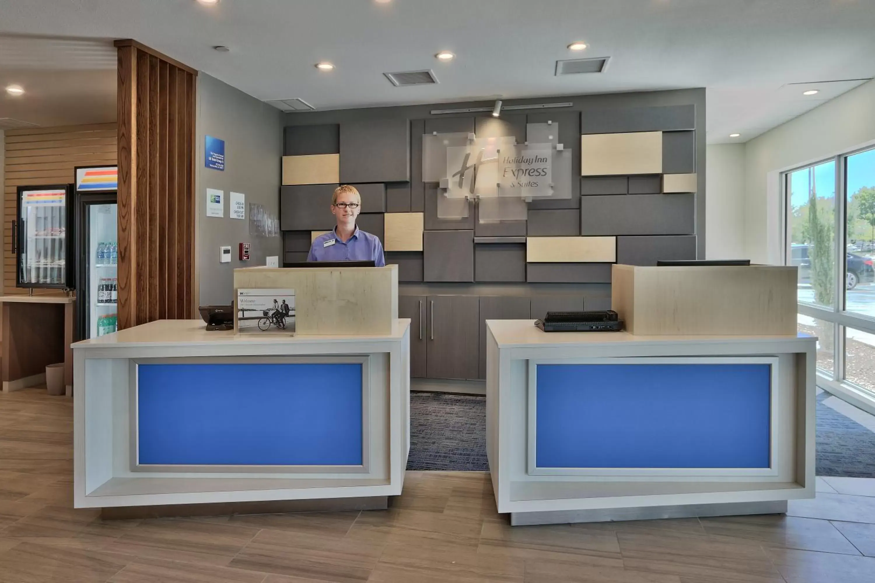 Property building, Lobby/Reception in Holiday Inn Express & Suites - Roswell, an IHG Hotel