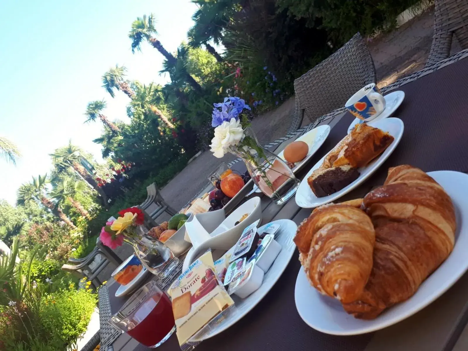 Breakfast in Hotel Ares