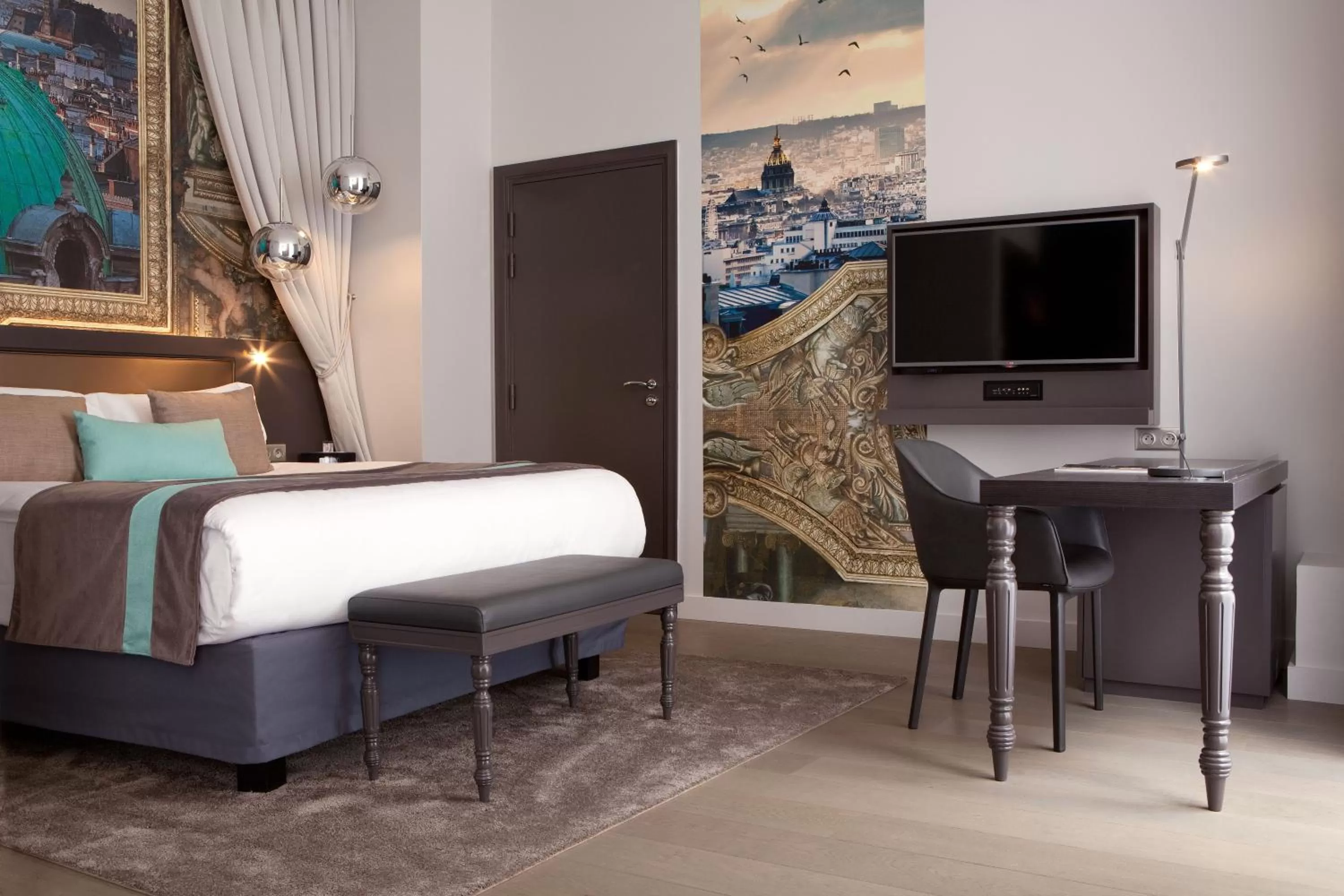 Photo of the whole room, Bed in Hotel Indigo Paris - Opera by IHG