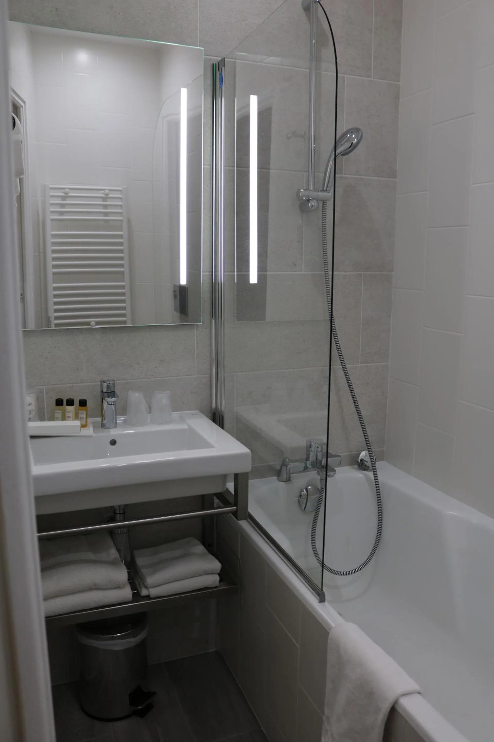 Double or Twin Room - Annex in Les Terrasses Poulard