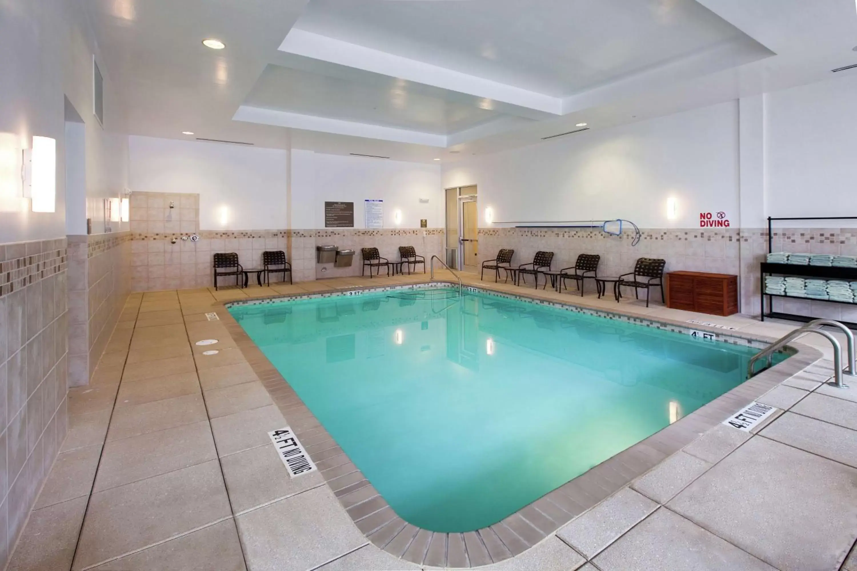 Swimming Pool in Hilton Garden Inn Raleigh Cary