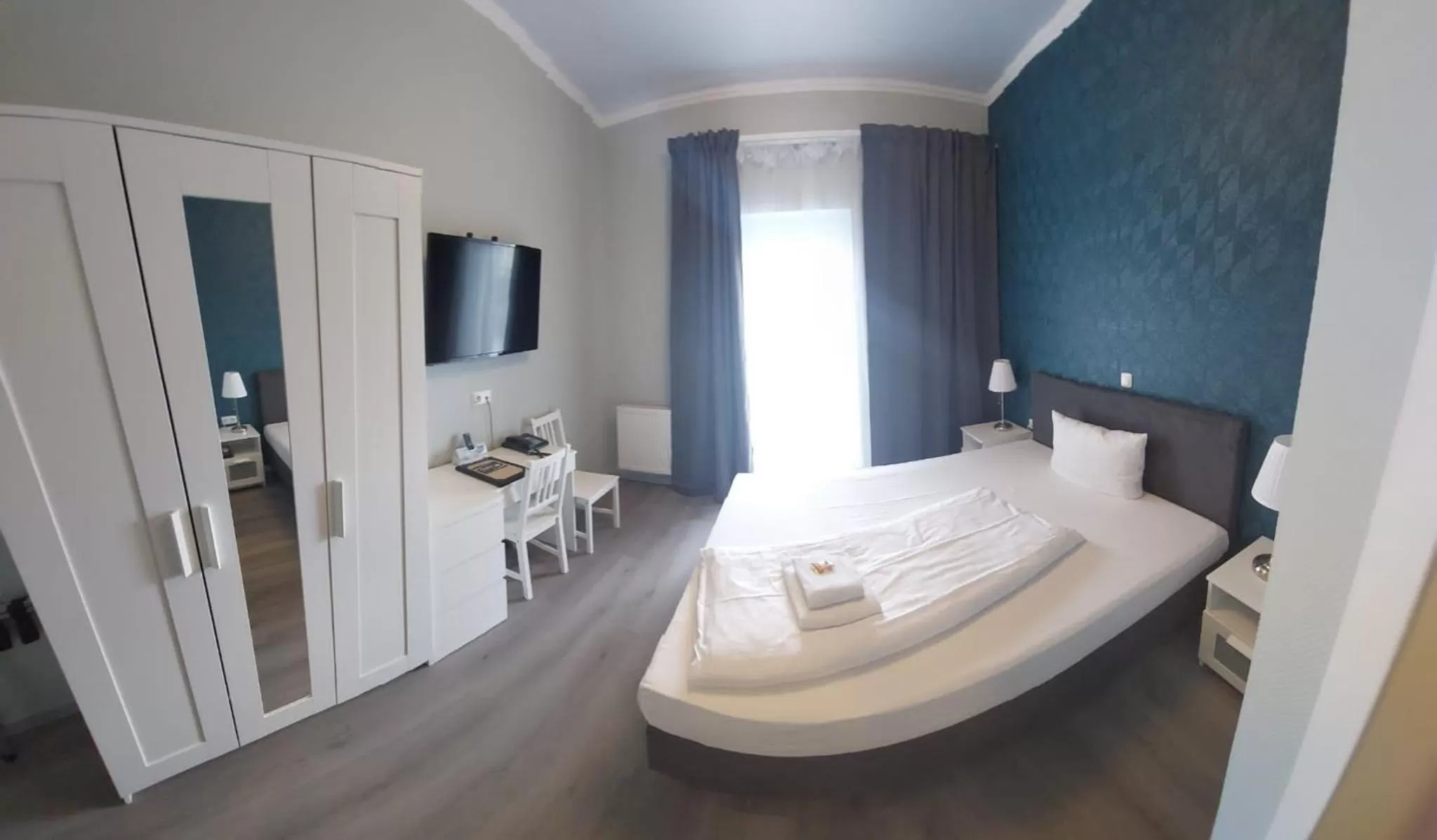 Photo of the whole room, Bed in CASILINO Hotel A 20 Wismar