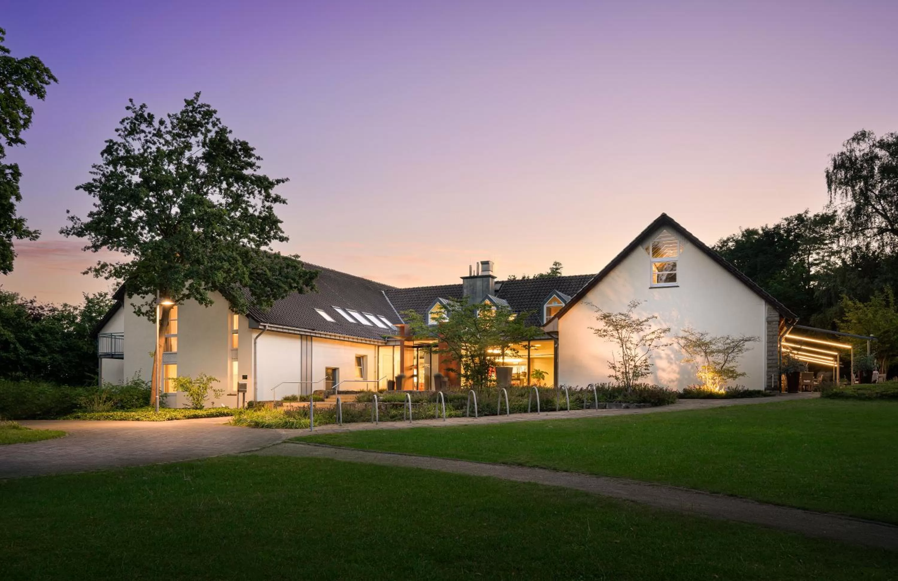 Property building in Flussbett Hotel