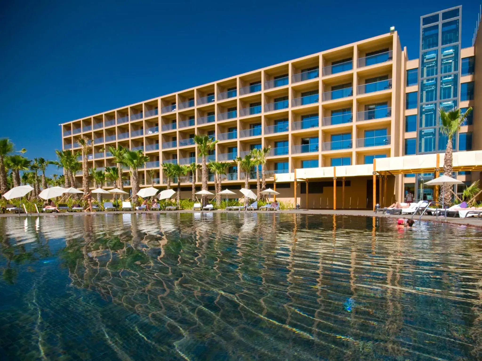 Facade/entrance, Swimming Pool in Salgados Palace