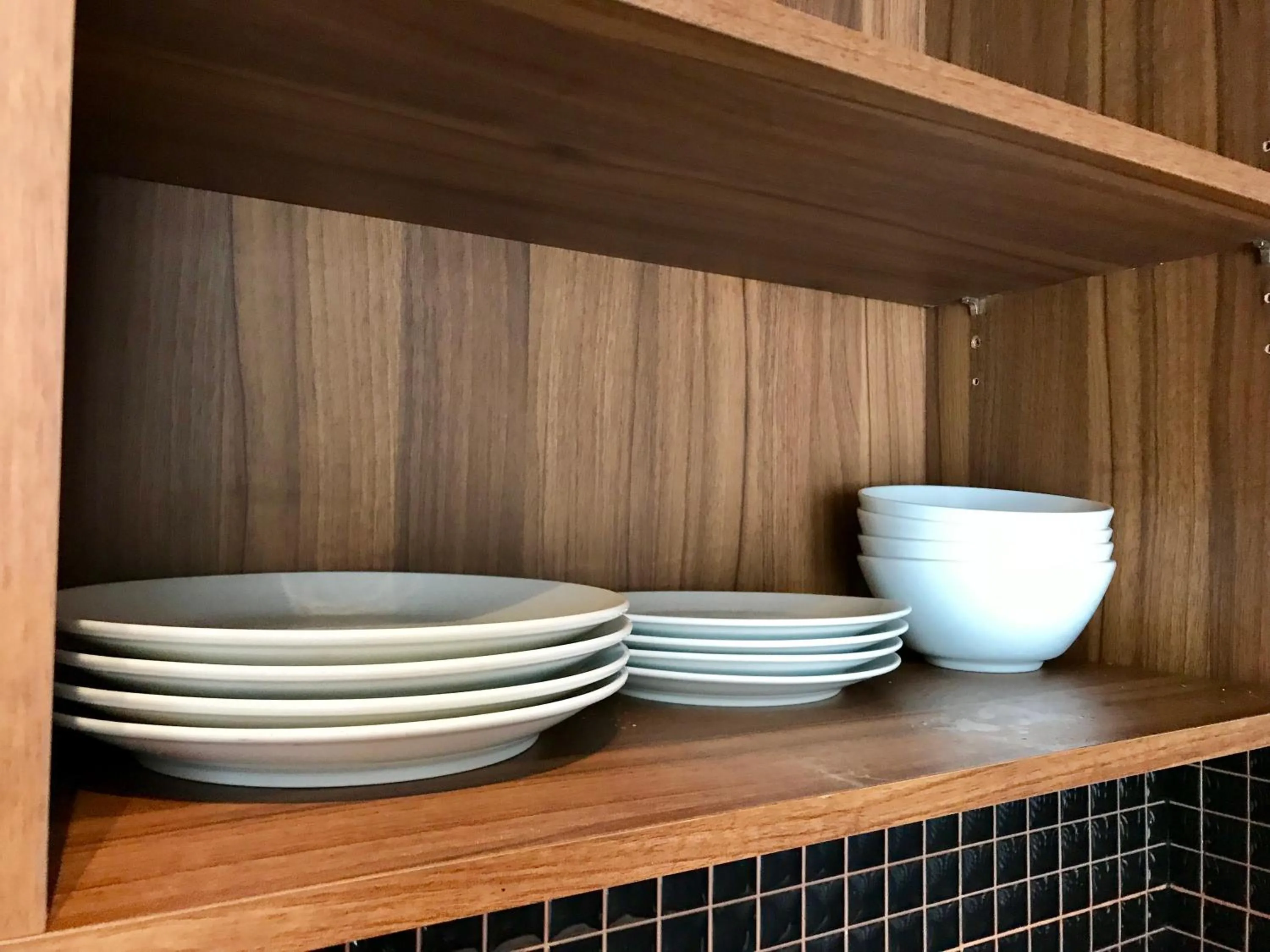 Kitchen or kitchenette in Amp Am House Bangkok Hotel