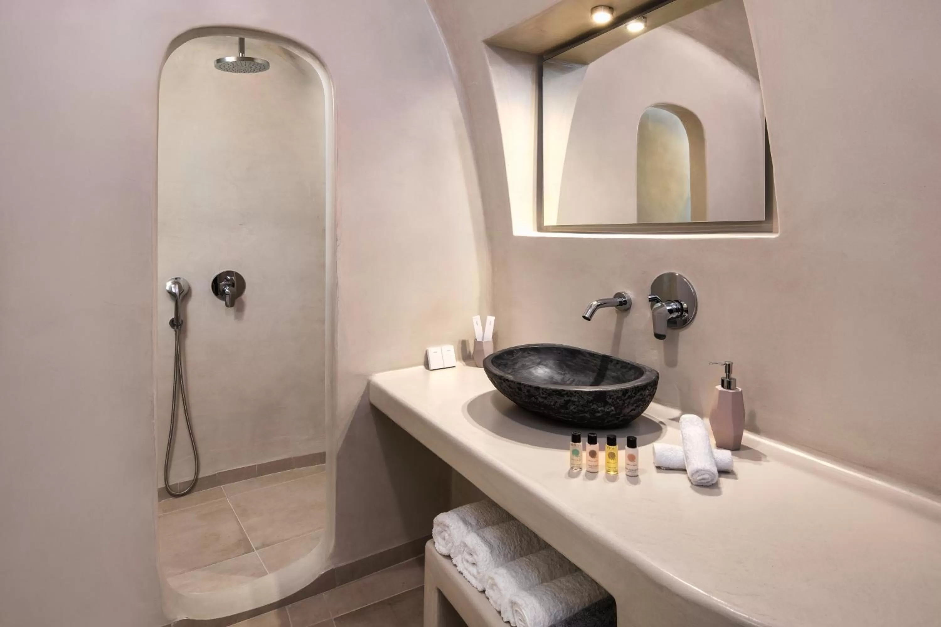 Bathroom in Hill Suites