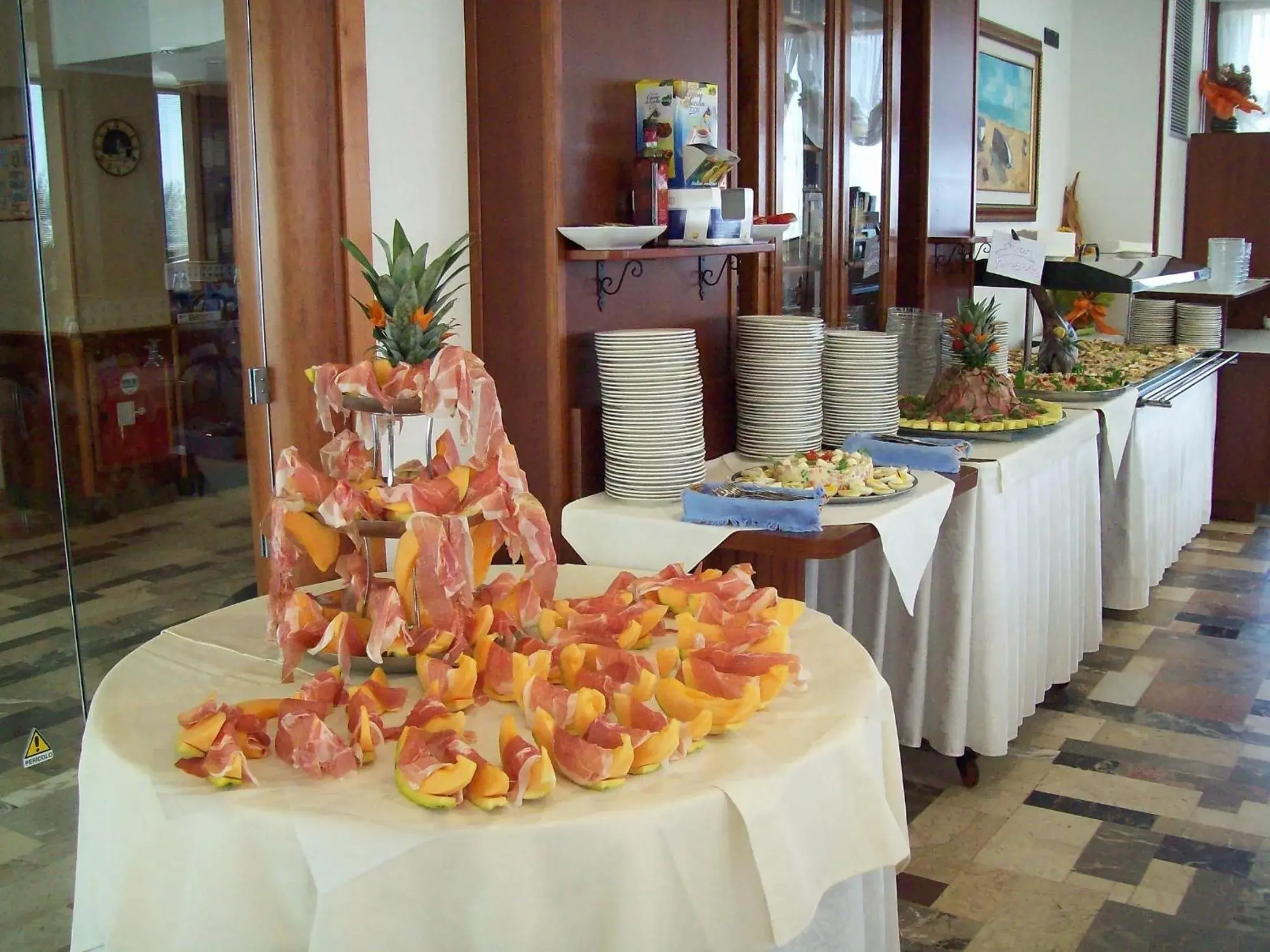 Food in Hotel Zeus