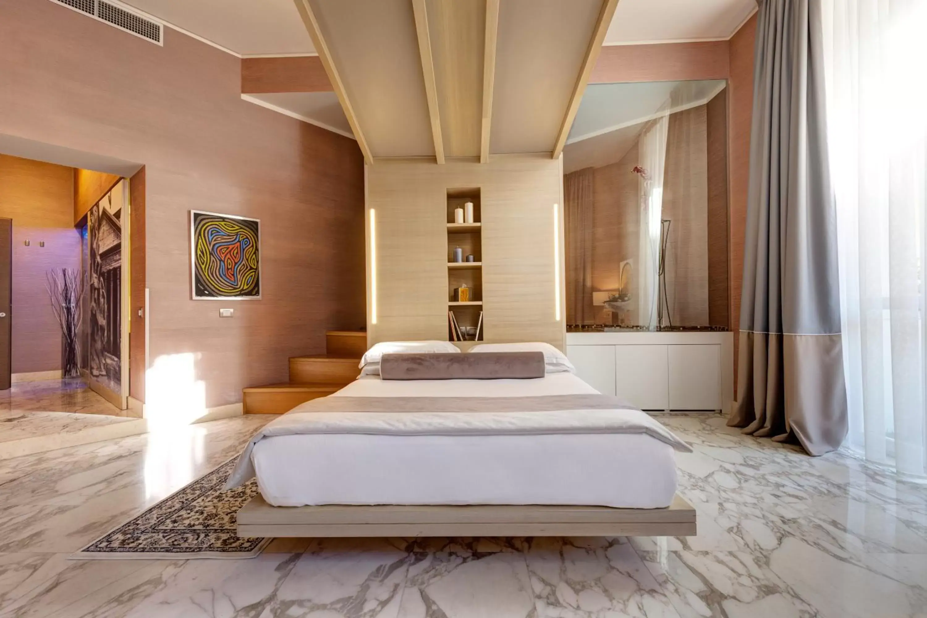Hot Tub, Bed in Dharma Luxury Hotel