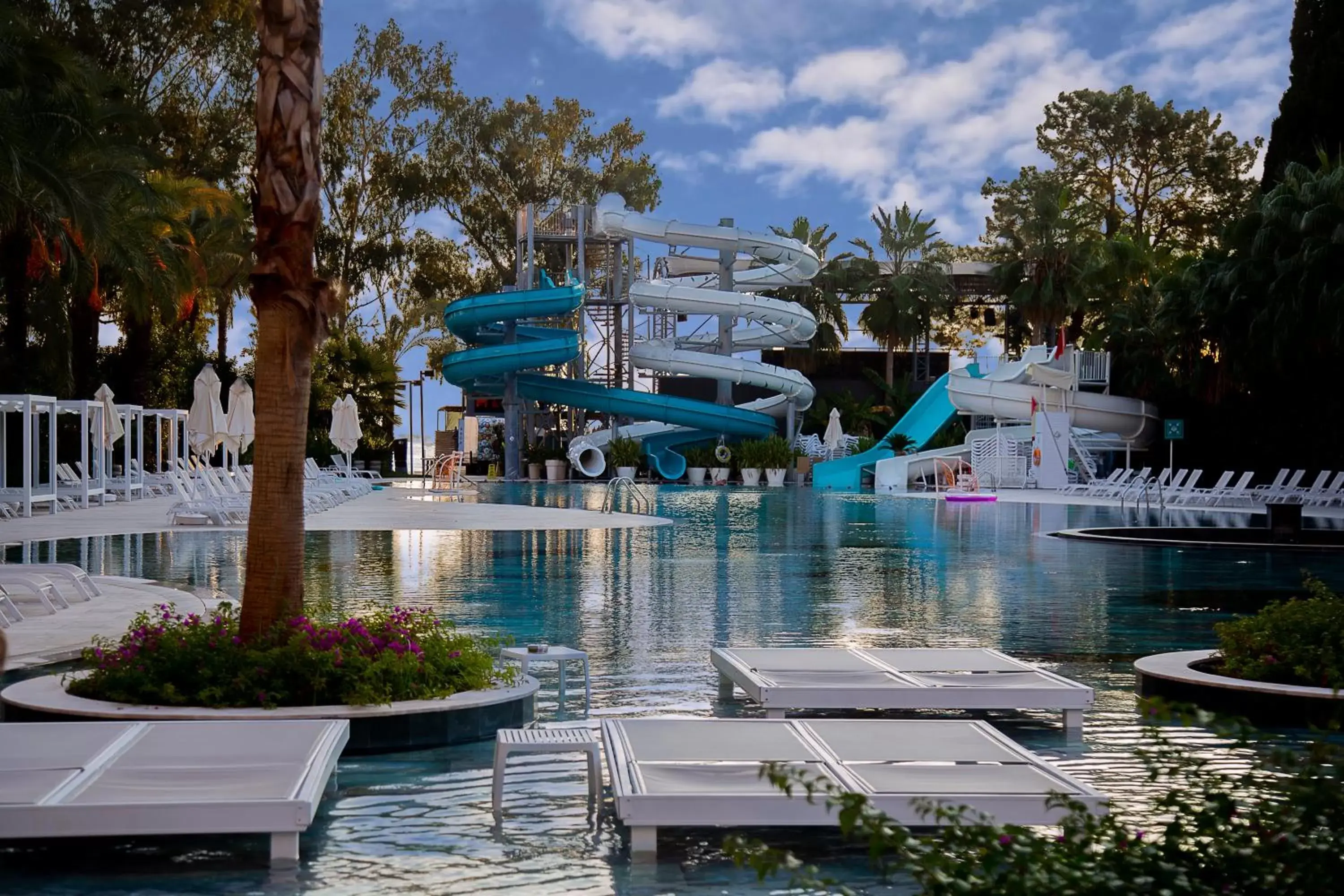 Swimming Pool in DoubleTree By Hilton Antalya-Kemer