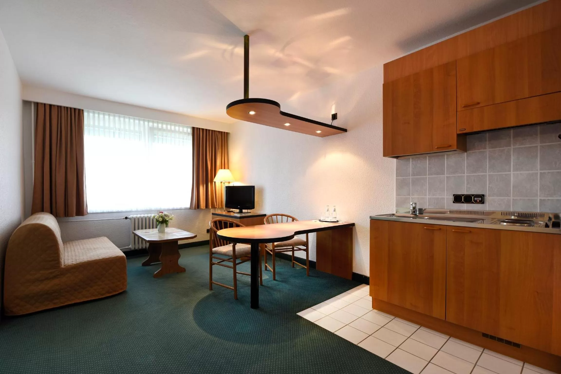 Kitchen or kitchenette in LAT Hotel & Apartmenthaus Berlin
