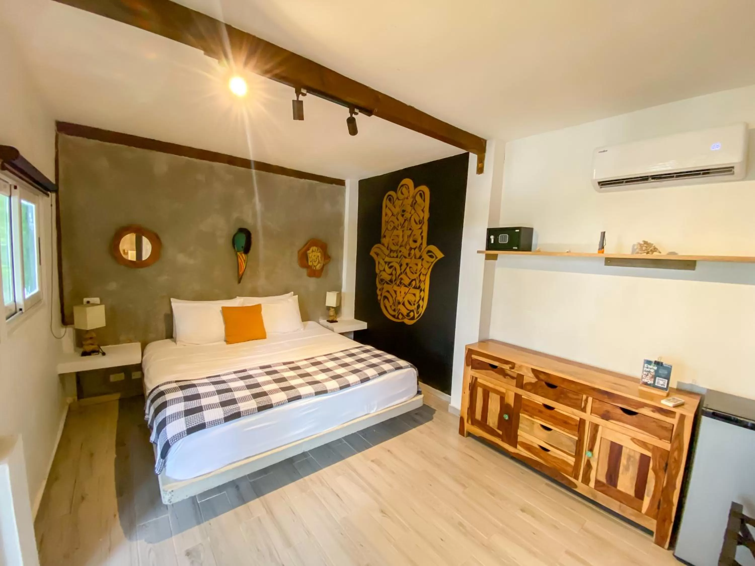 King Studio in Island Paradise, Saboga Lodge and Villa Noelia