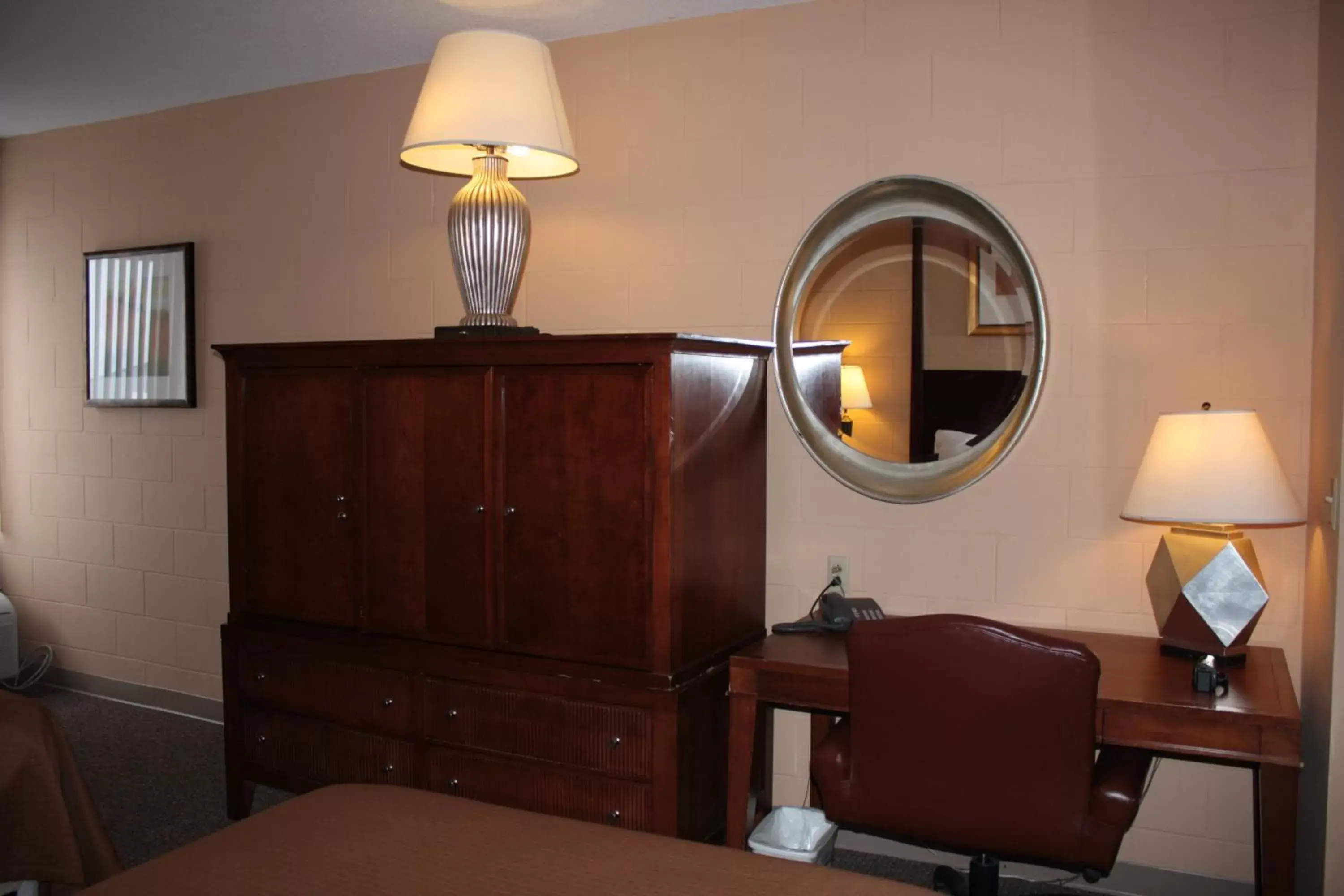 Seating Area in Sunlac Inn Lakota