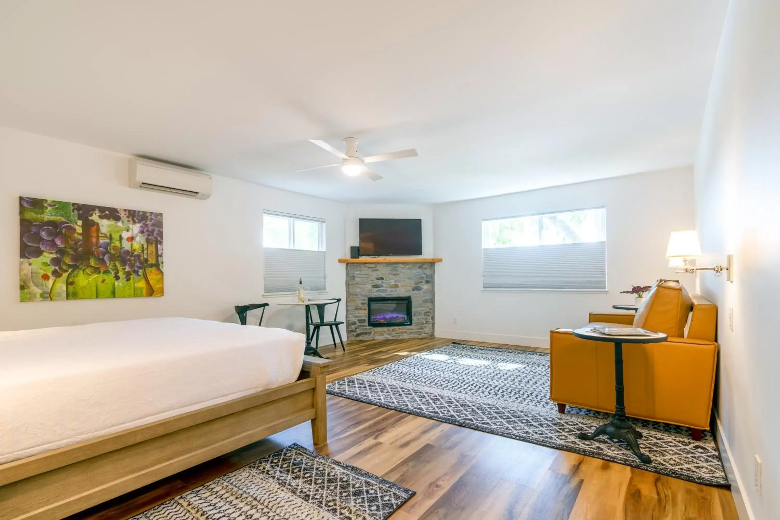 Bedroom in The Inn on Pine