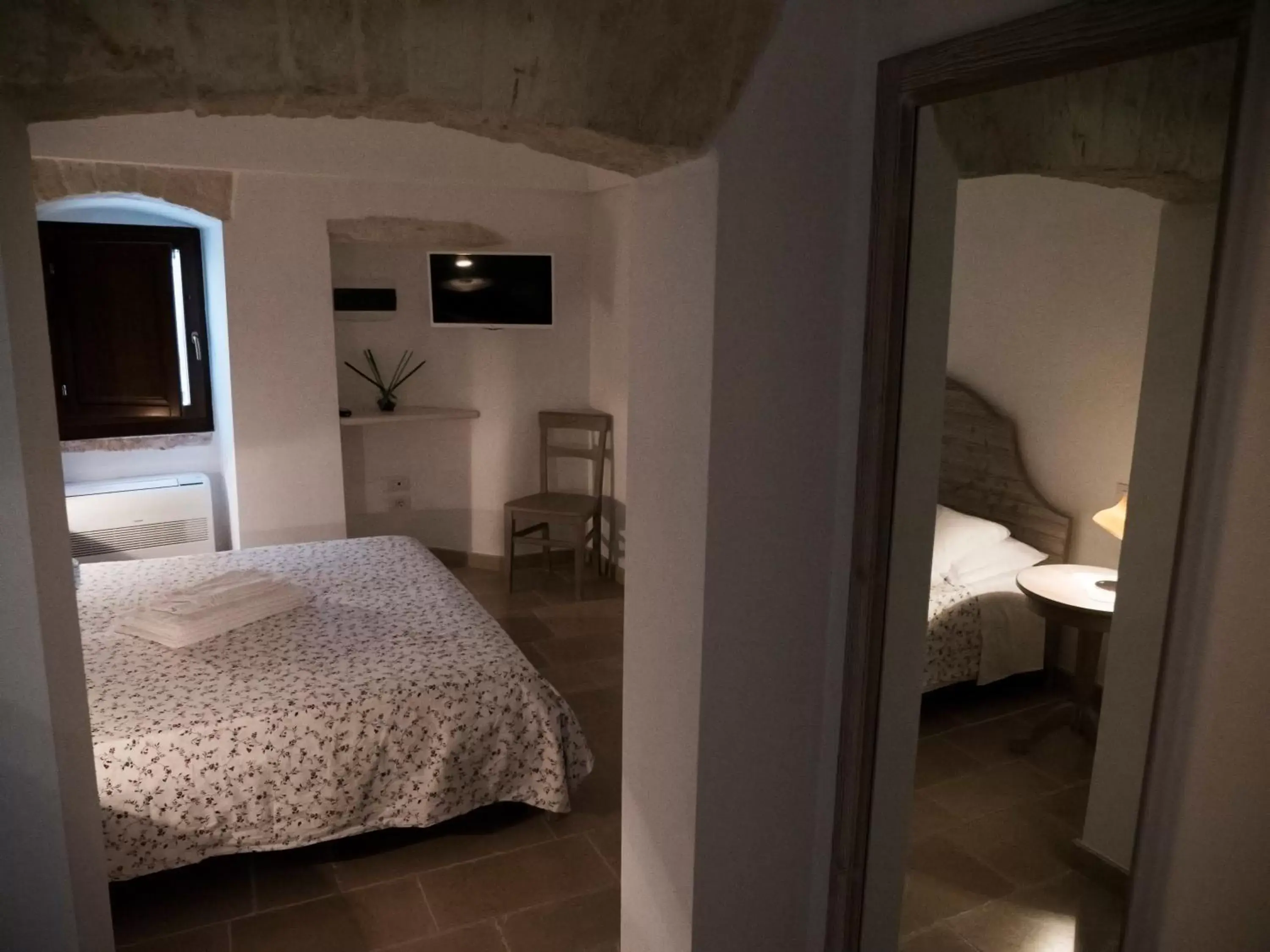 Photo of the whole room, Bed in Terrazza Sui Trulli