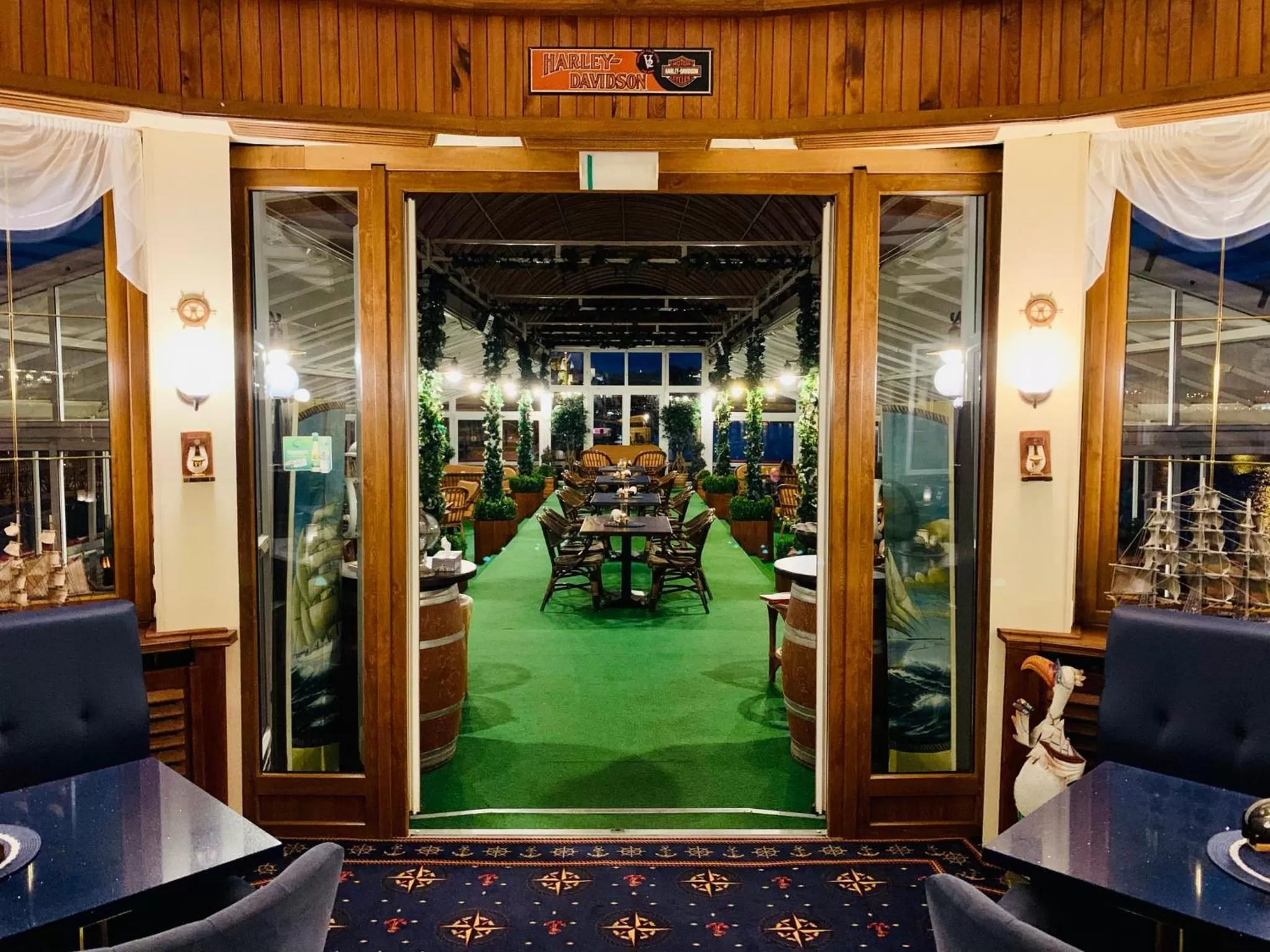 Balcony/Terrace in Botel Albatros