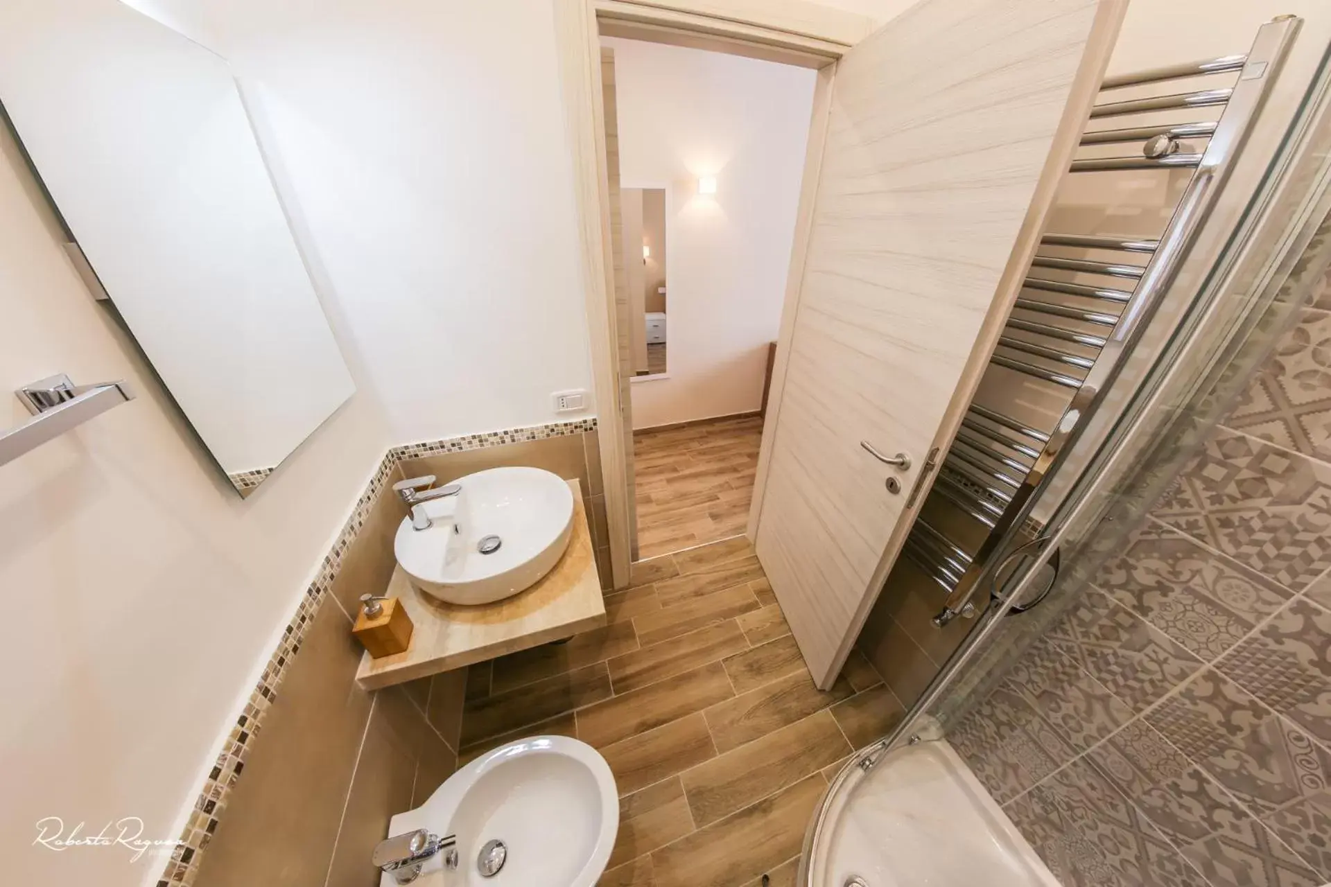Bathroom in Quinto Stabile Rooms&Suite