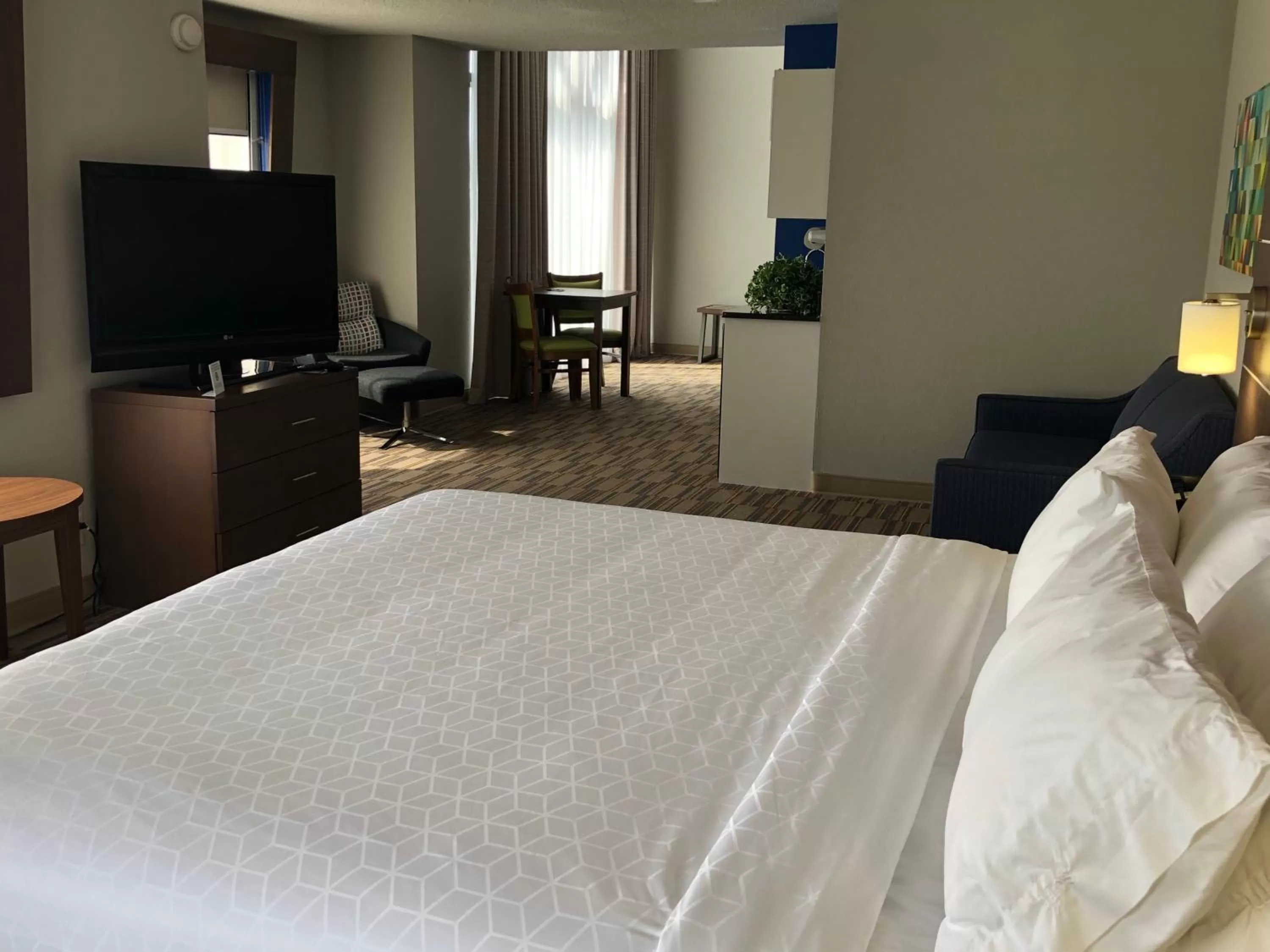 Bed in Holiday Inn Express and Suites Quakertown - Allentown Area by IHG