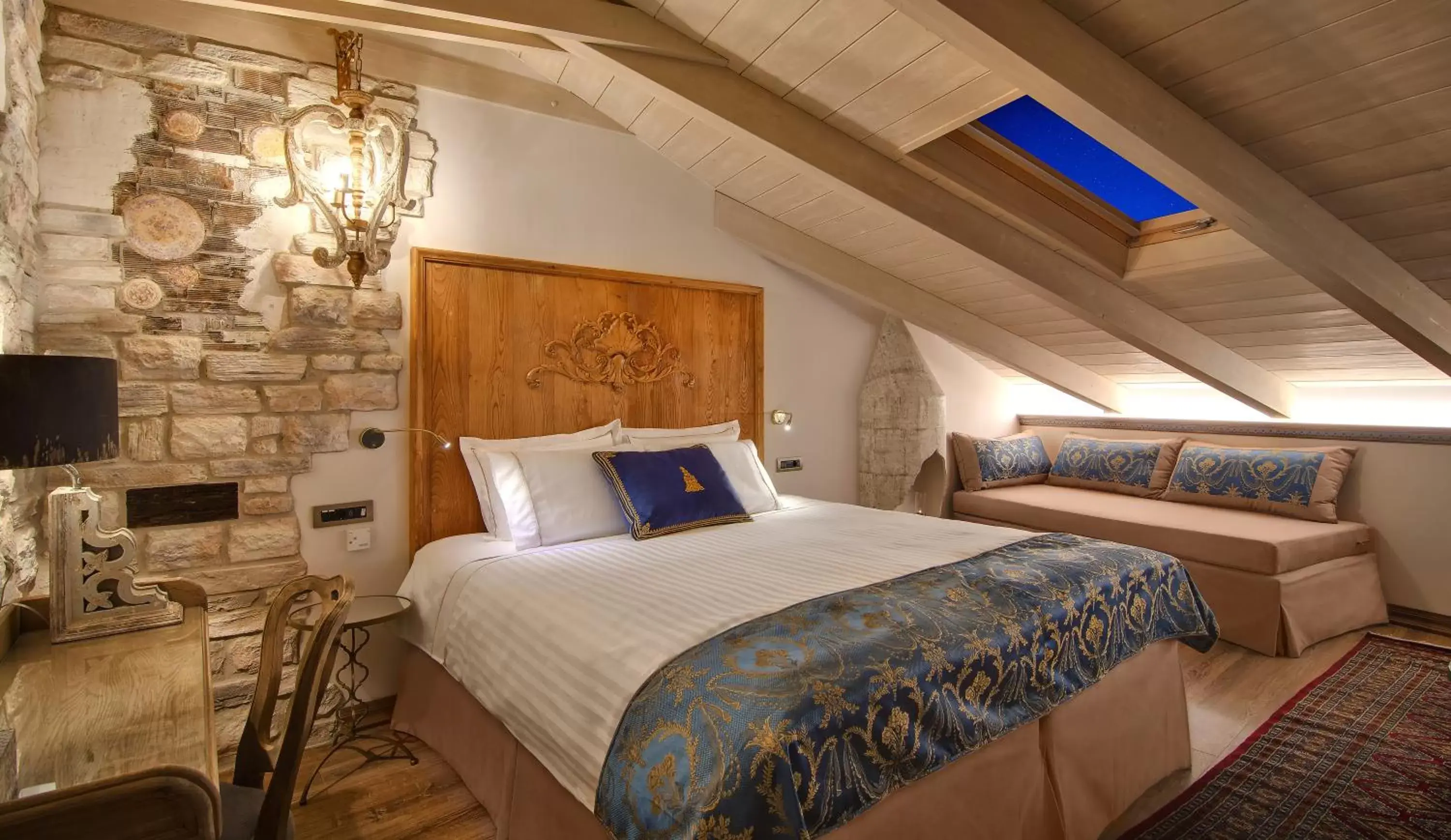 Bed in KAMARES Historic Boutique Hotel & Spa