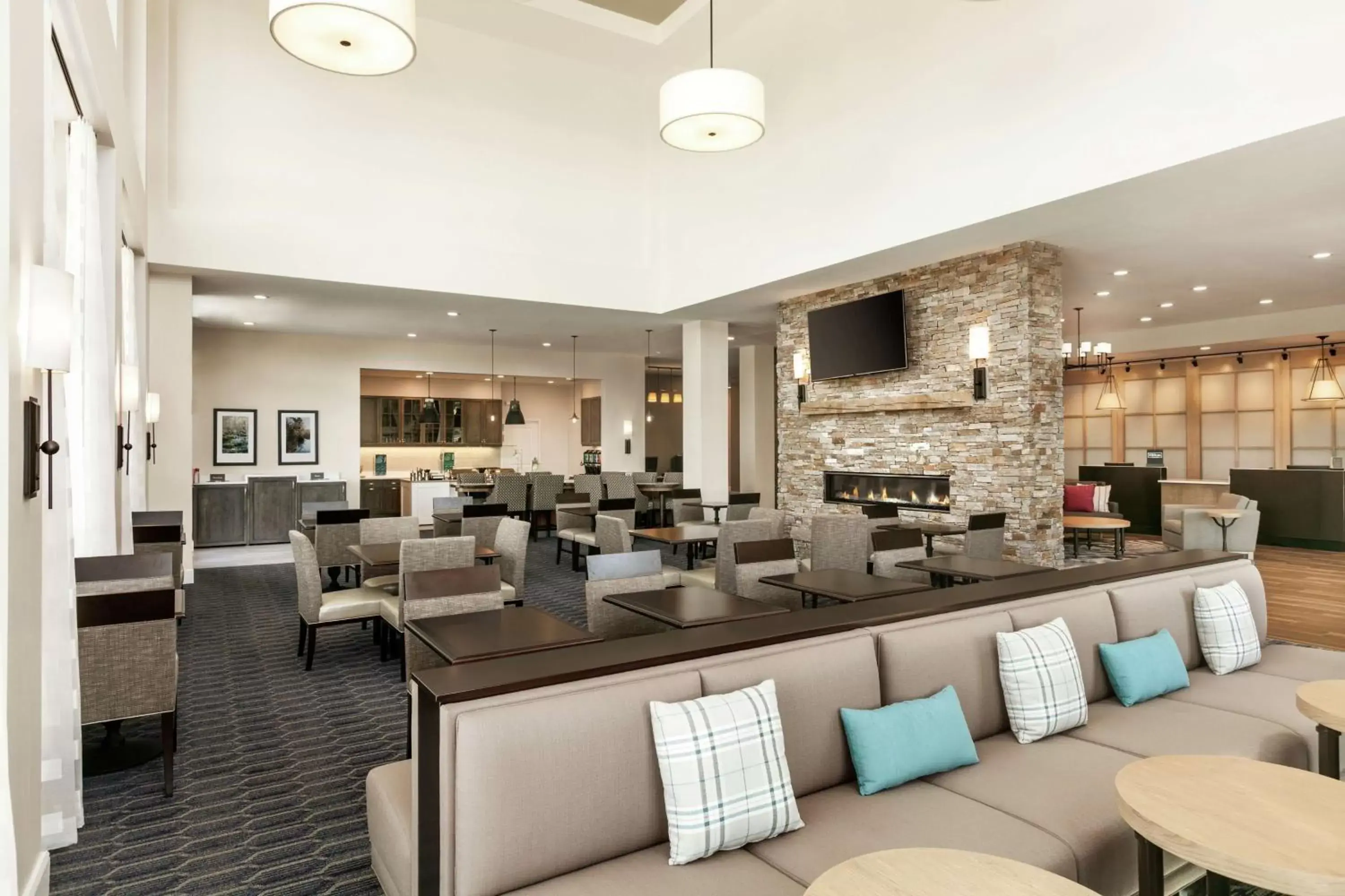 Restaurant/Places to Eat in Homewood Suites By Hilton Worcester