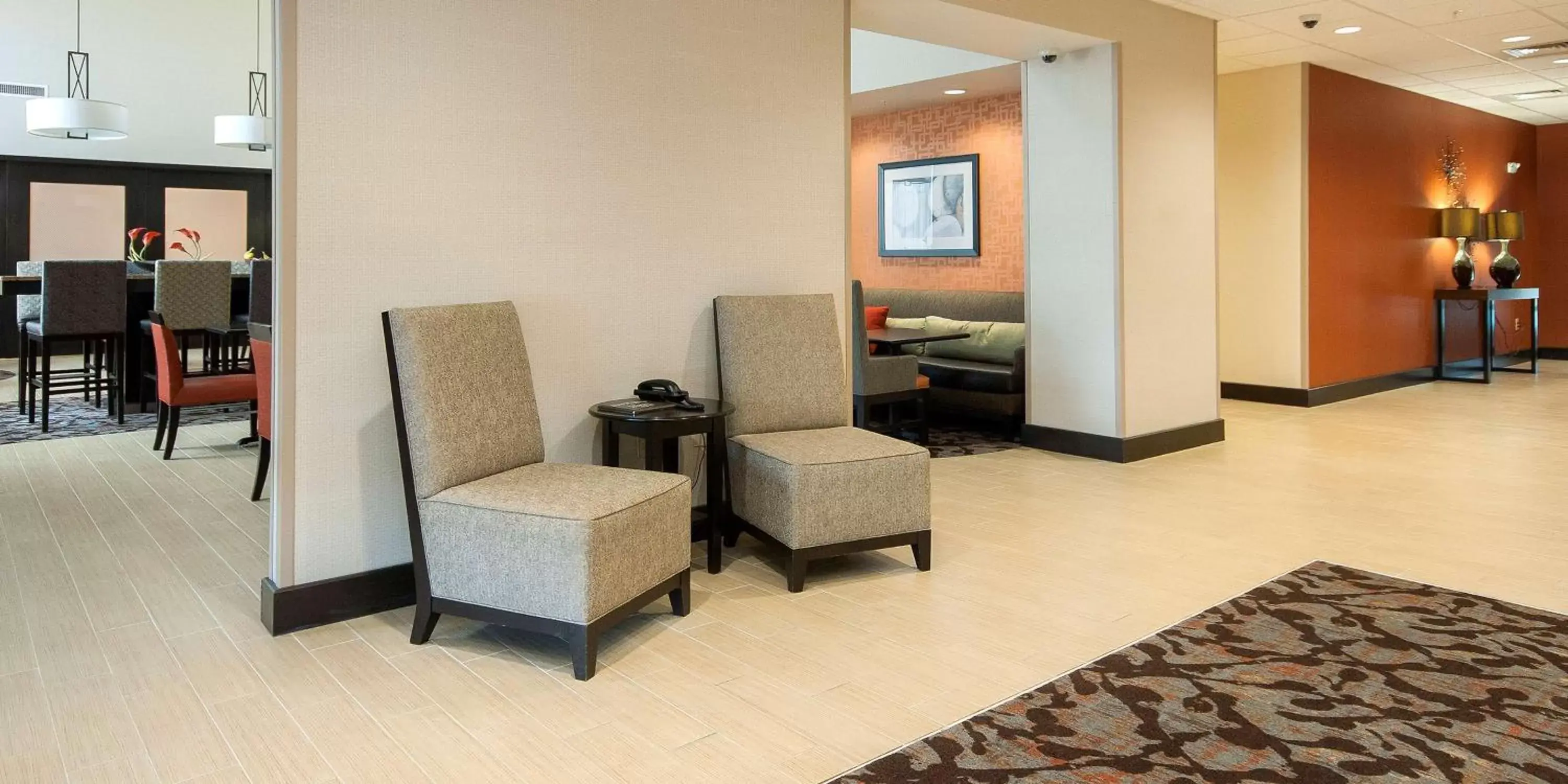 Lobby or reception, Seating Area in Hampton Inn & Suites Seneca-Clemson Area