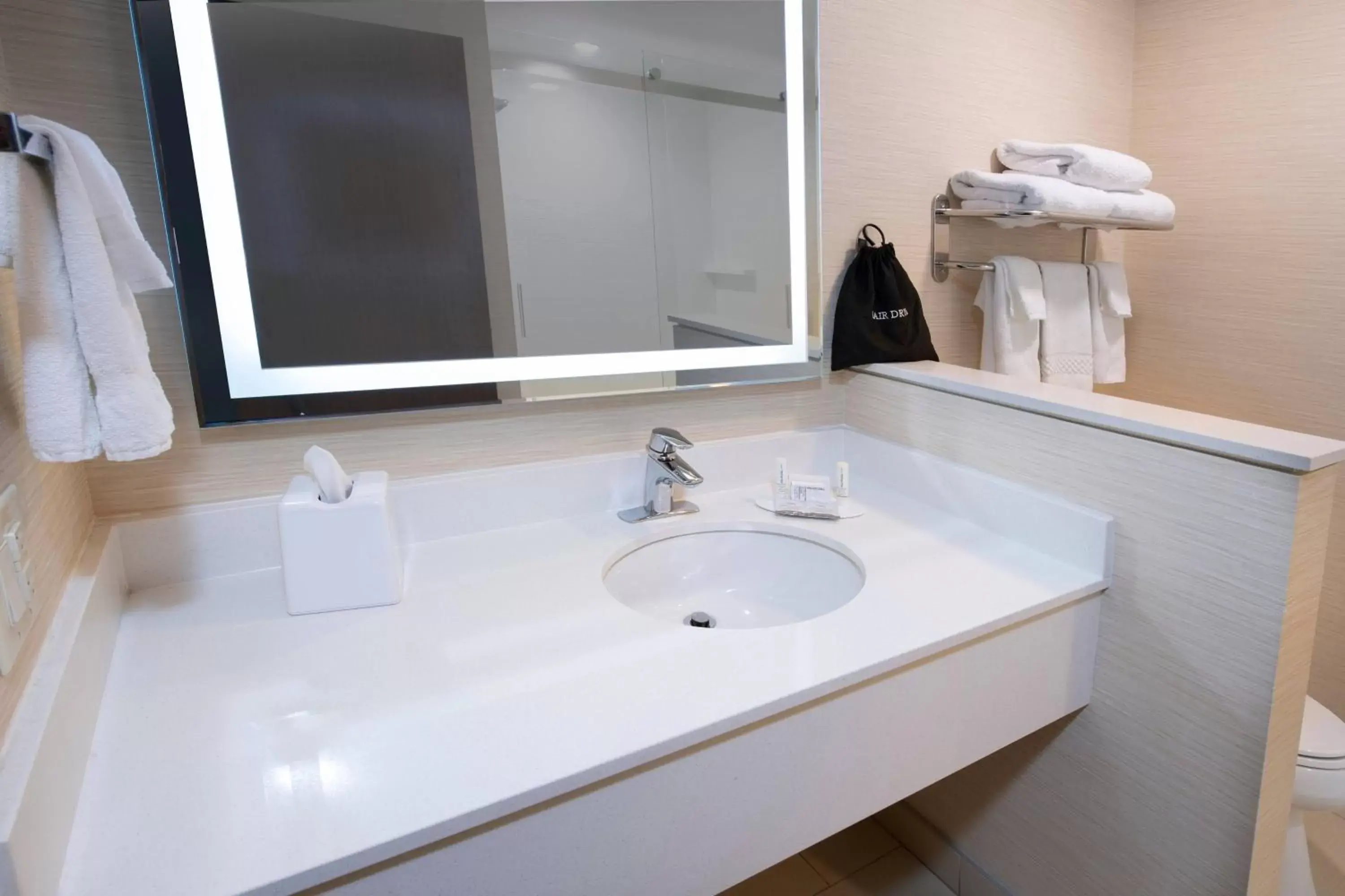 Bathroom in Fairfield Inn & Suites by Marriott Edmonton North