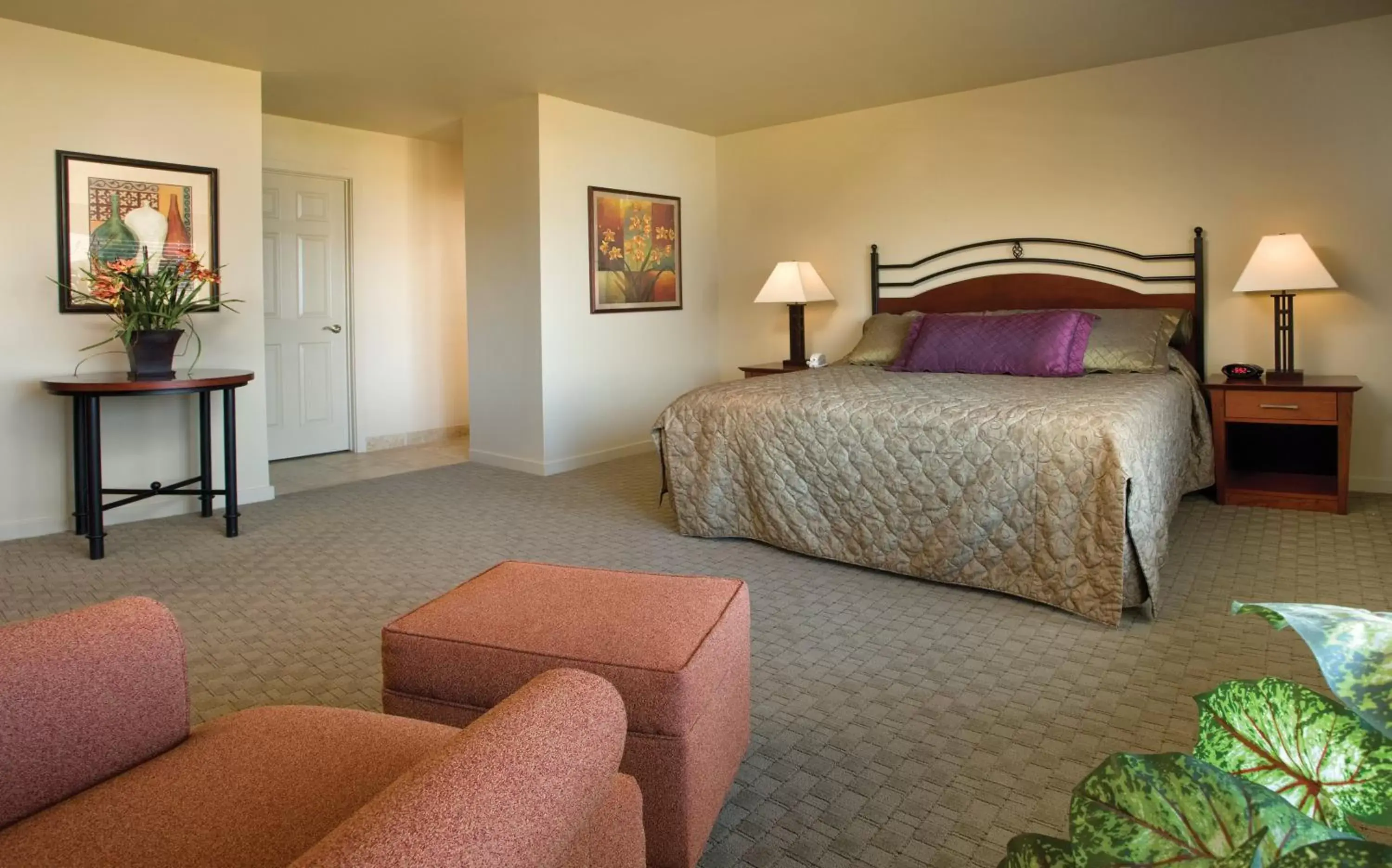 Photo of the whole room, Bed in WorldMark Bear Lake