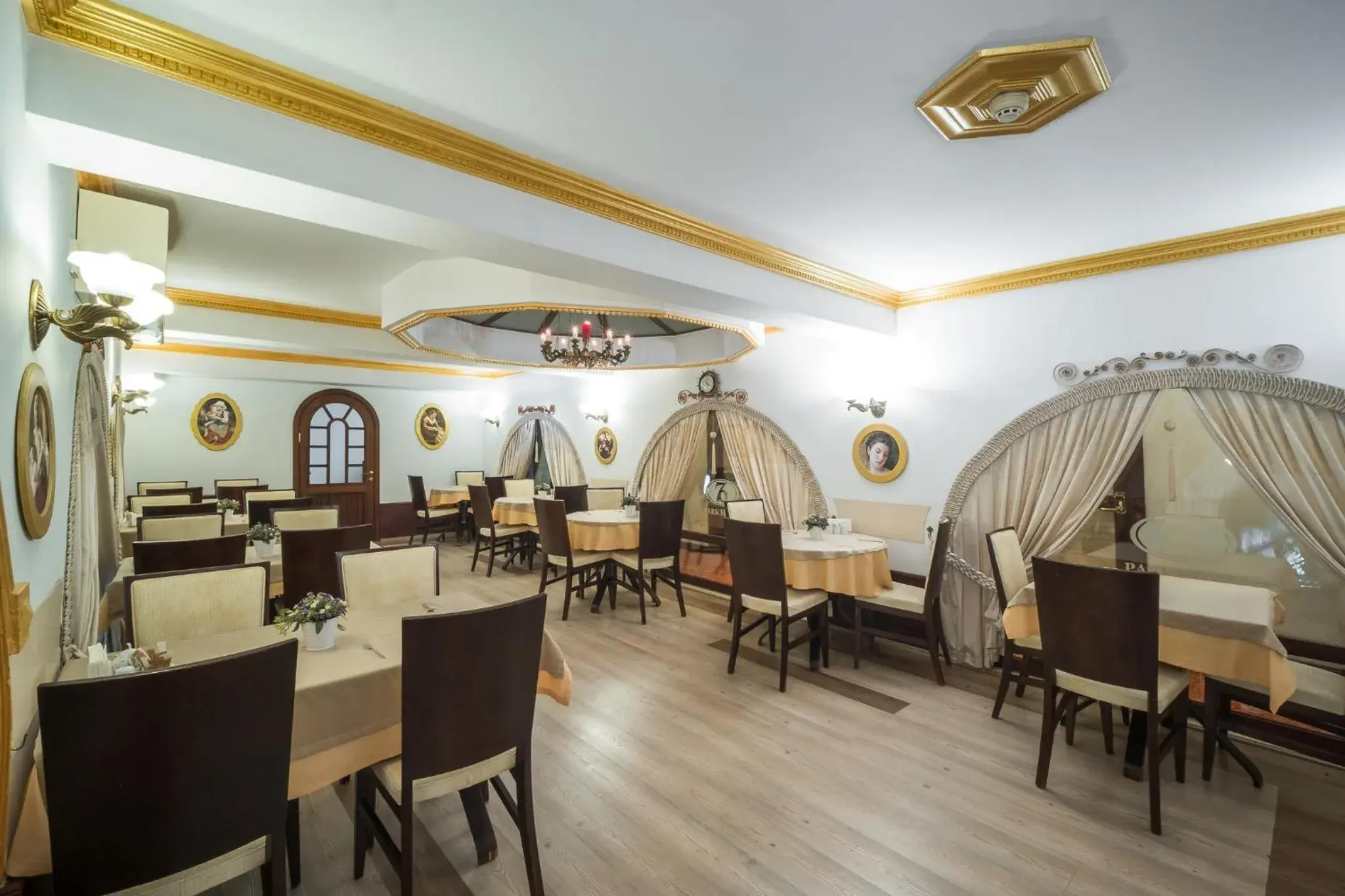 Restaurant/Places to Eat in Oglakcioglu Park Boutique Hotel