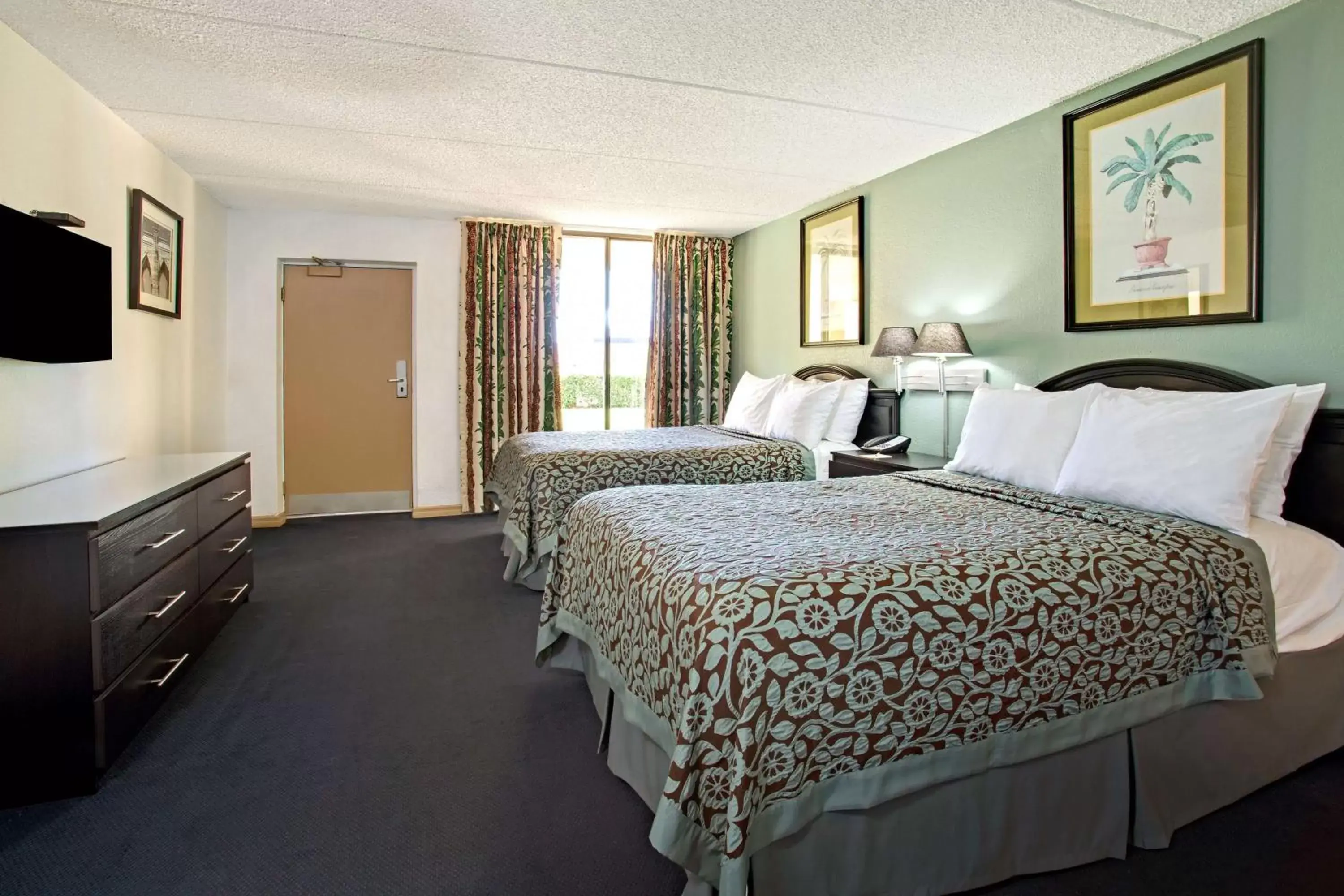 Standard Room with Two Double Beds - Non-Smoking in Days Inn by Wyndham Orlando Airport Florida Mall