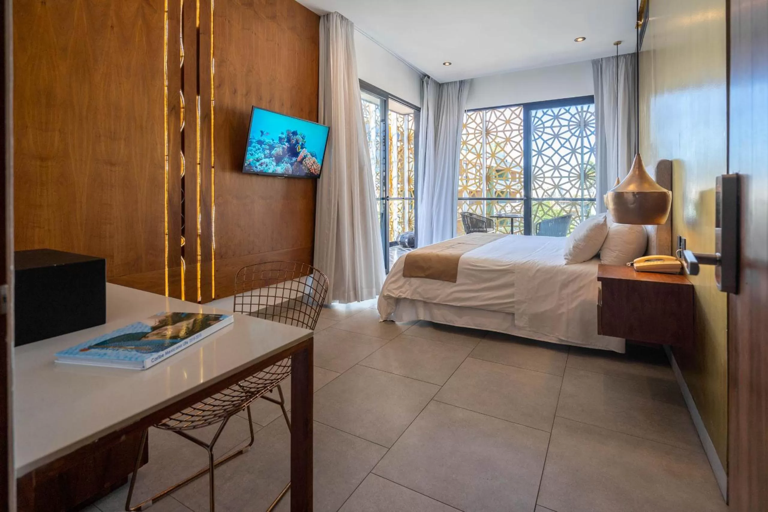 Bed in IT Boutique Hotel & Restaurant