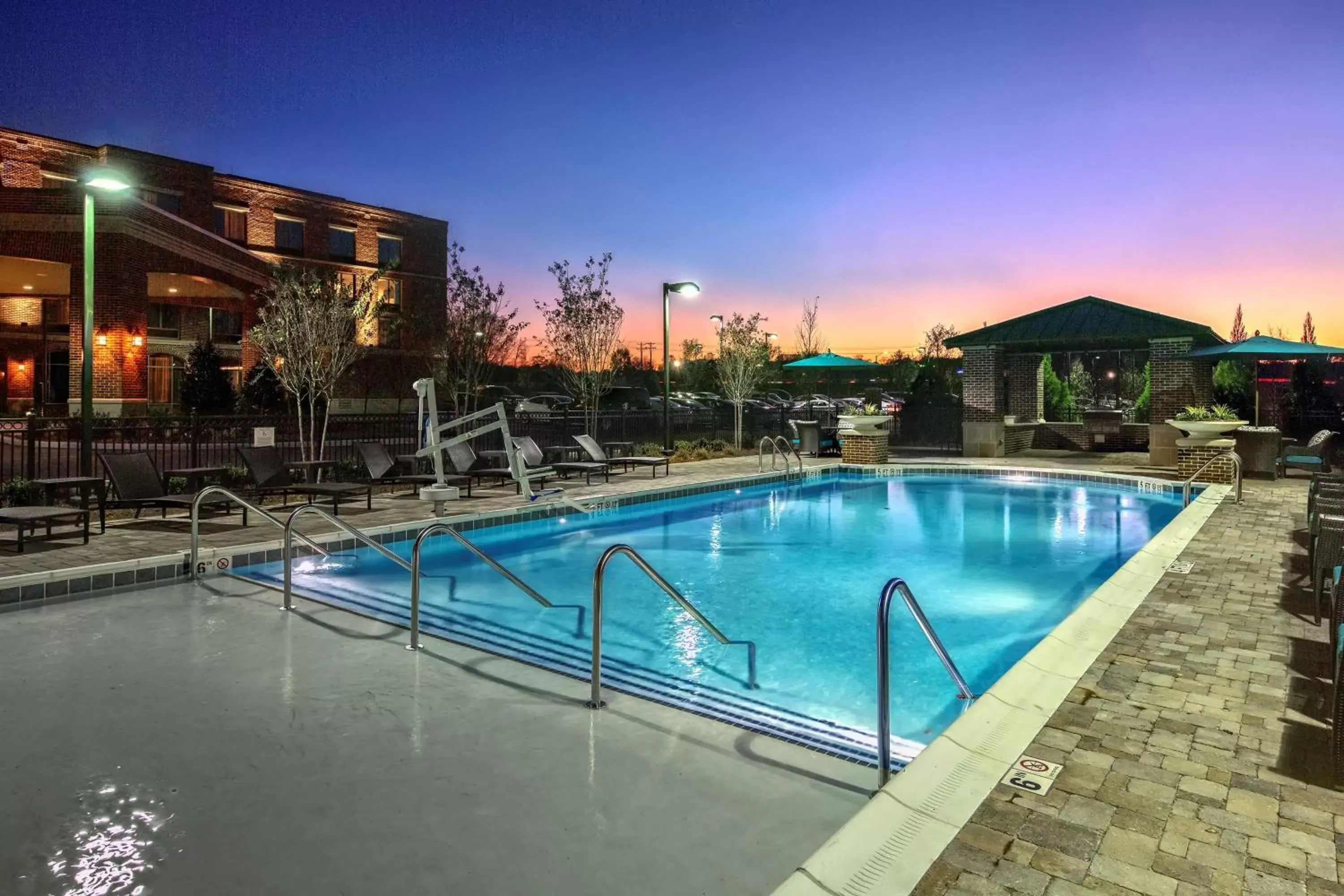 Pool view, Swimming Pool in Hampton Inn & Suites Franklin Berry Farms, Tn