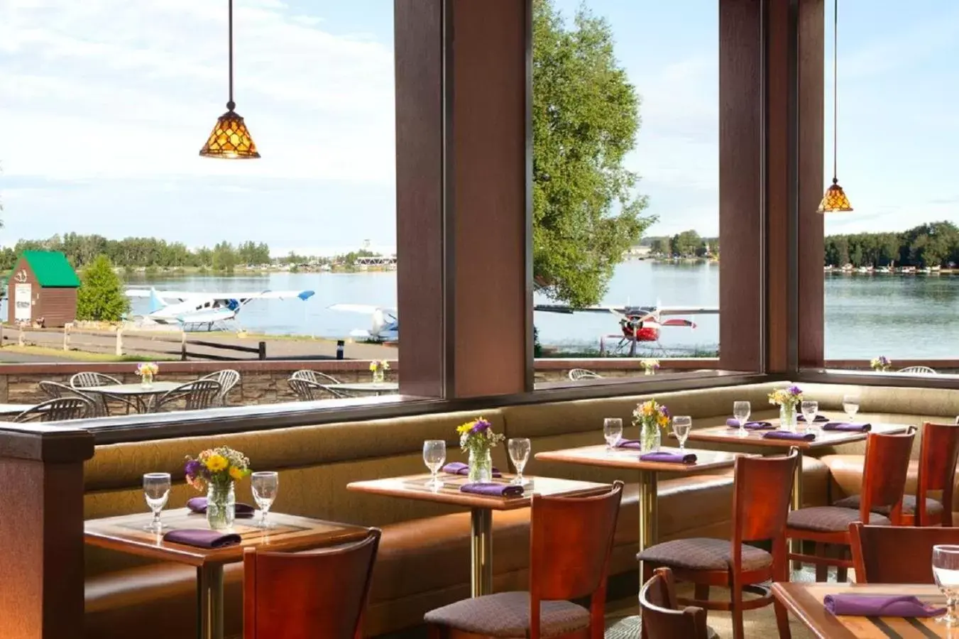 Restaurant/places to eat in The Lakefront Anchorage Restaurant/places to eat in The Lakefront Anchorage