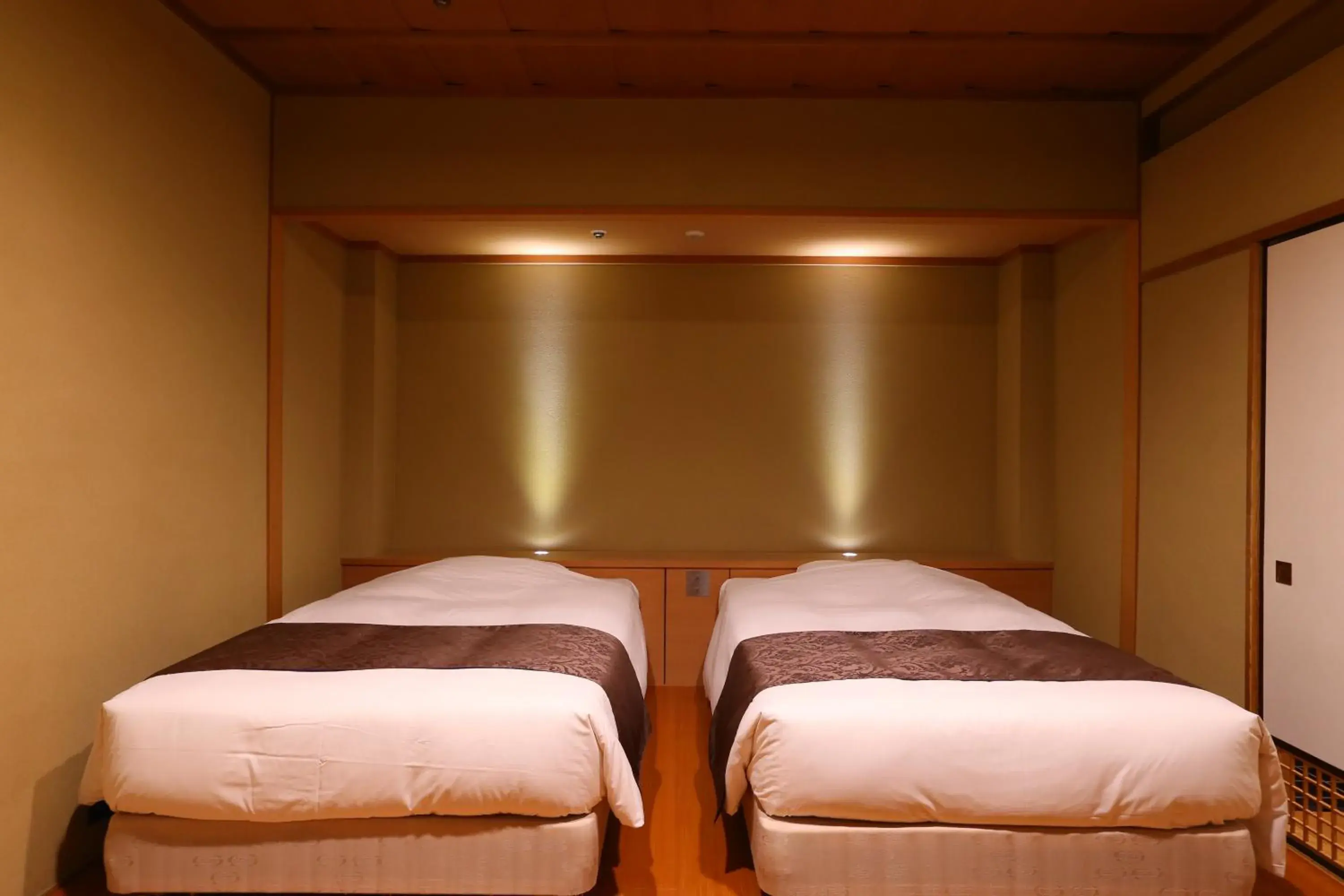 Bed in Tsubaki