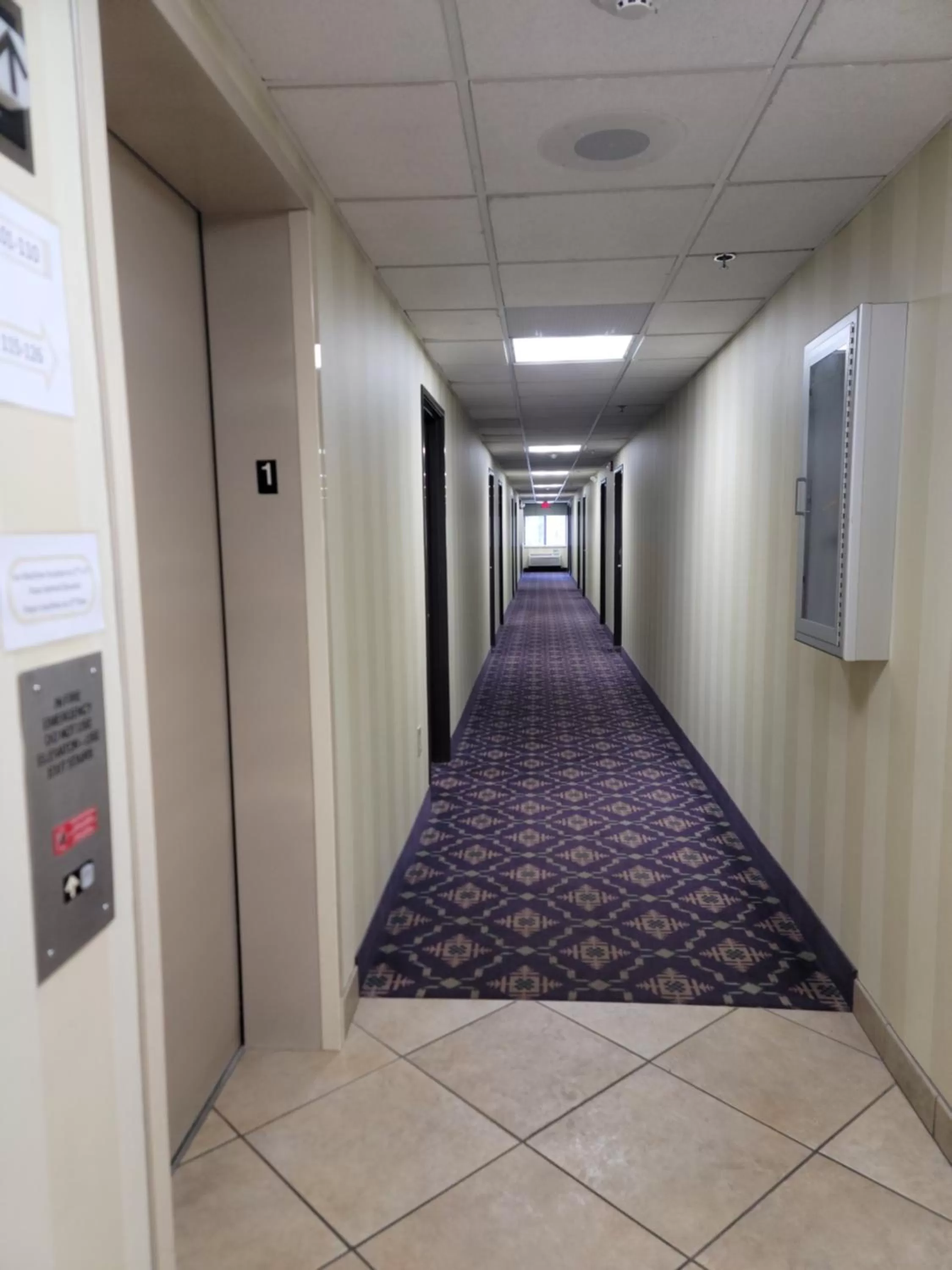 Property building in Bay Mountain Inn Cherokee Smoky Mountains