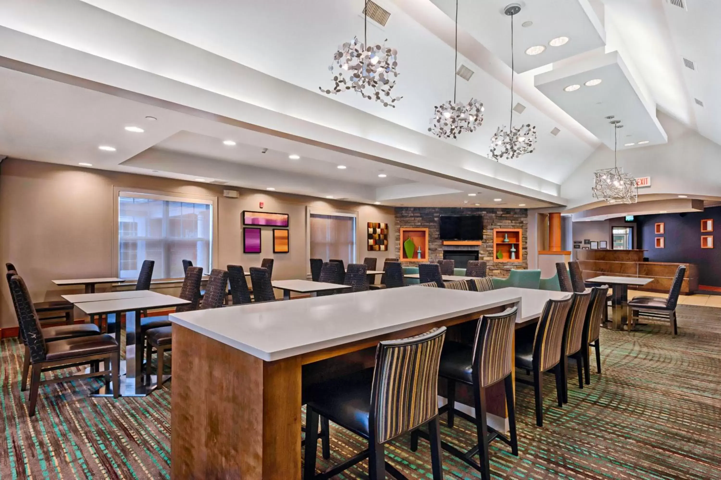 Lobby or reception, Lounge/Bar in Residence Inn Mt. Laurel at Bishop's Gate