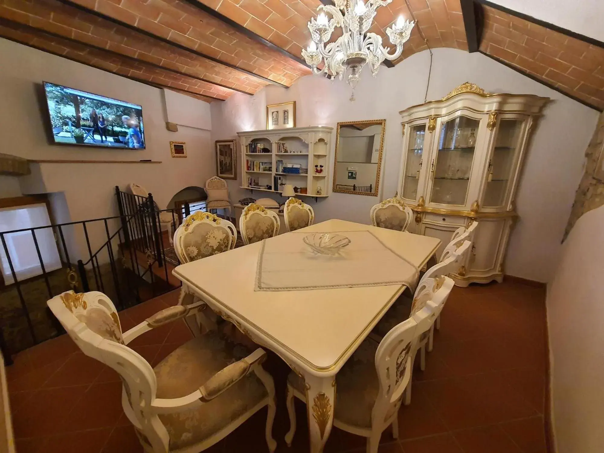 Meeting/conference room, Dining Area in Hotel Volterra In